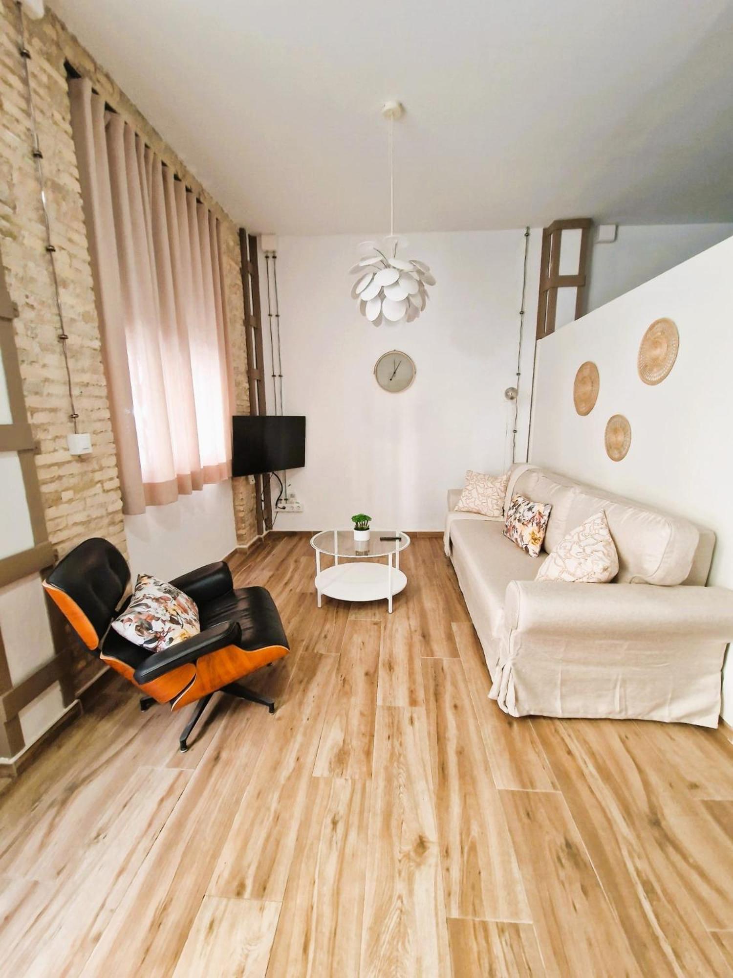 Apartamento Cerca De La Marina En