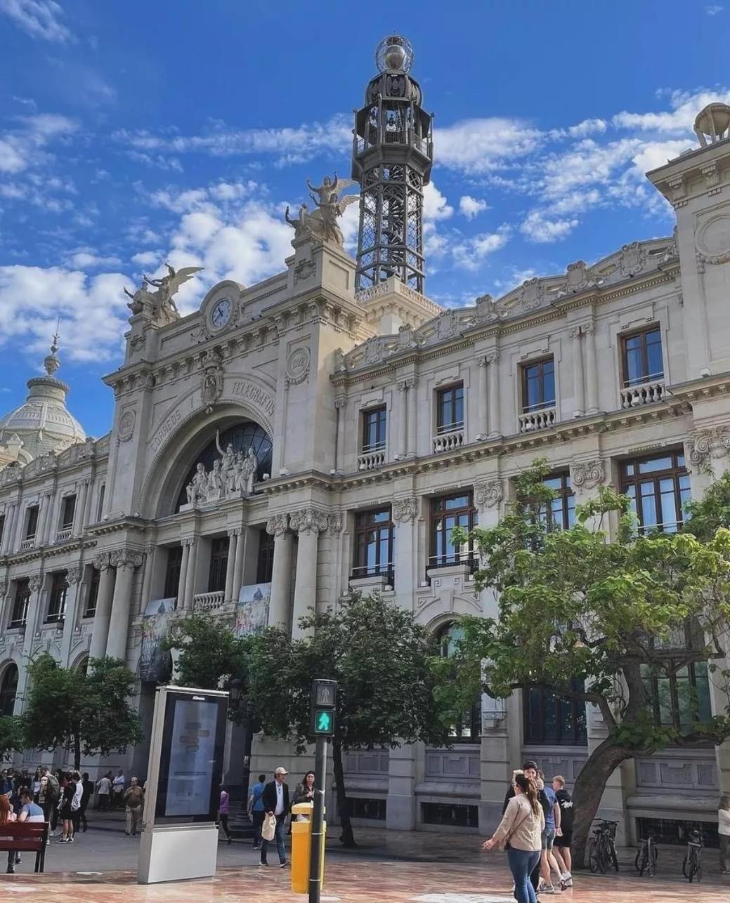 Mirador 1 Del Mercado - Con Bano Privado En El Centro De La Ciudad Vella Habitación en casa particular *