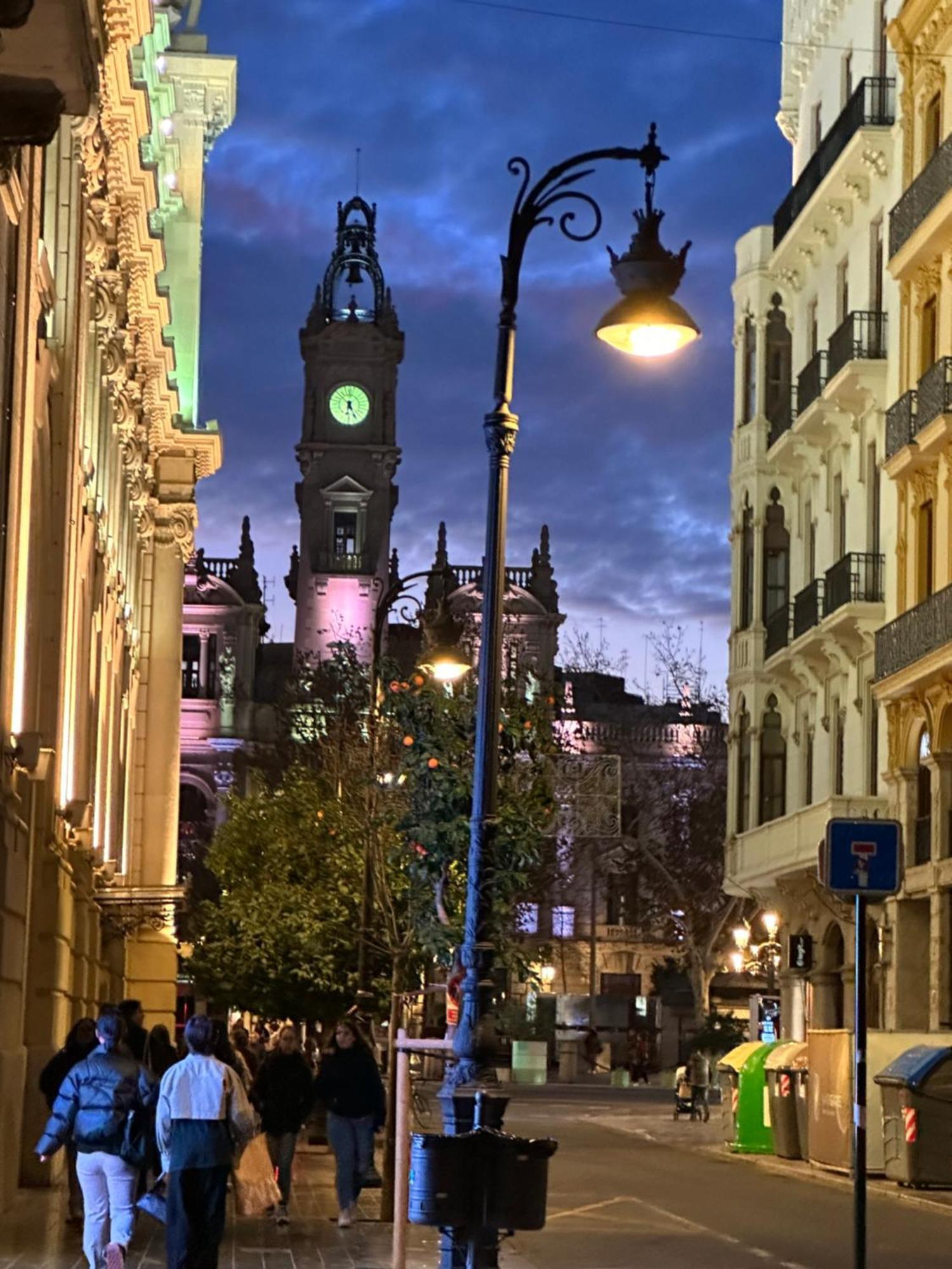 Habitación en casa particular Mirador 1 Del Mercado - Con Bano Privado En El Centro De La Ciudad Vella Valencia