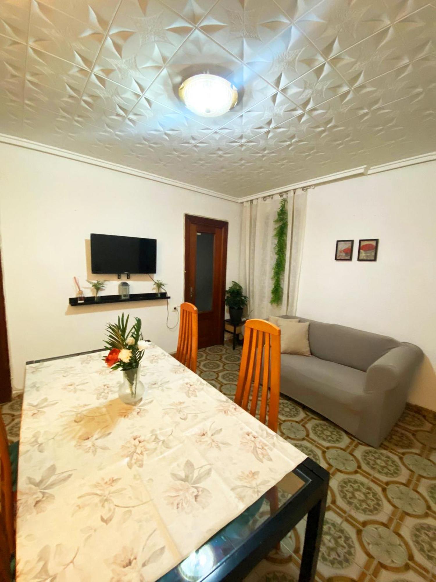 Habitación en casa particular Well Located Shared *