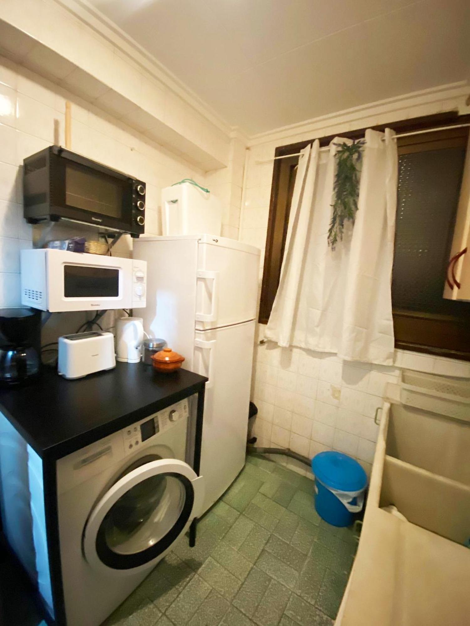 Well Located Shared Habitación en casa particular Valencia