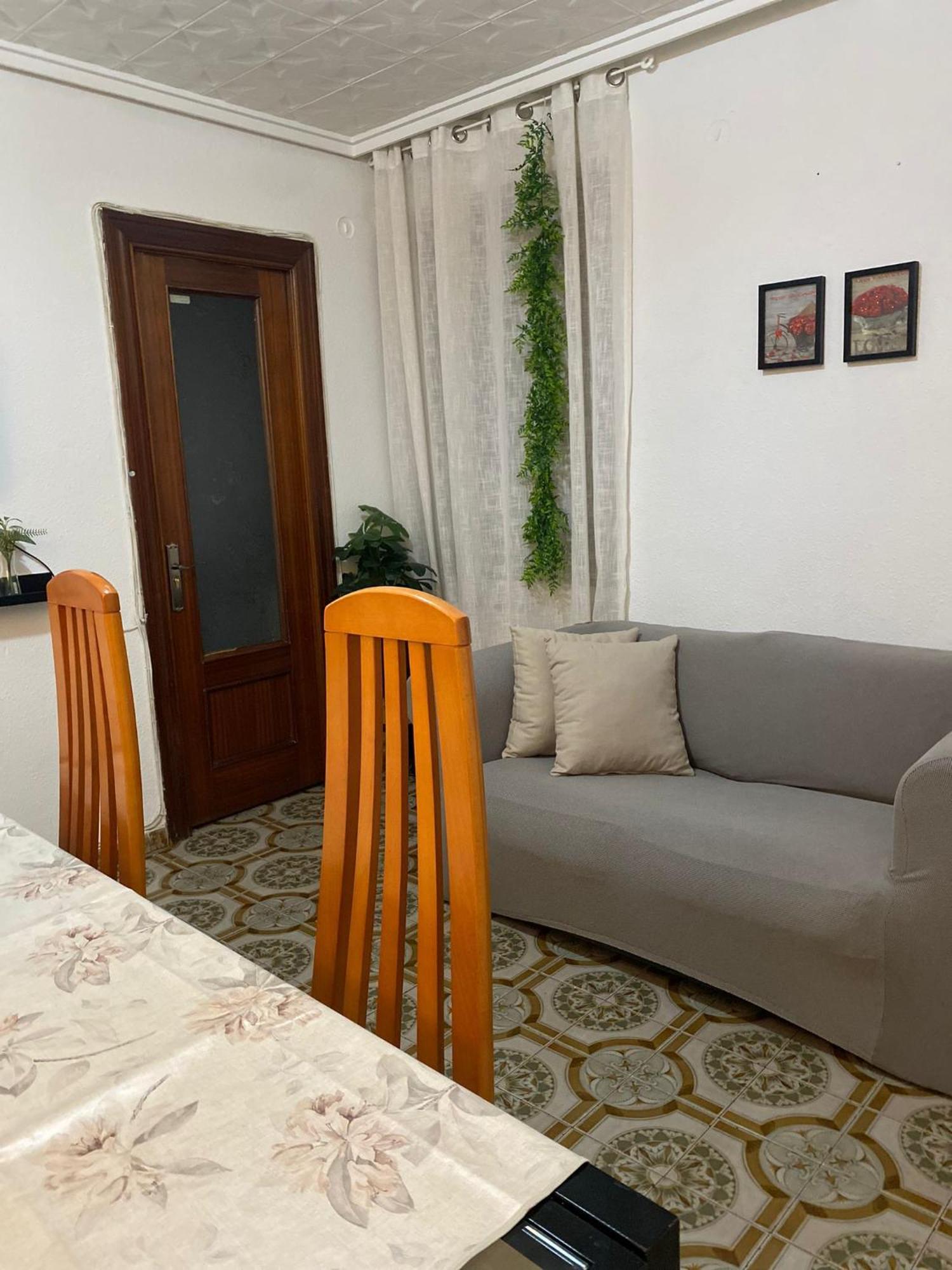 Habitación en casa particular Well Located Shared