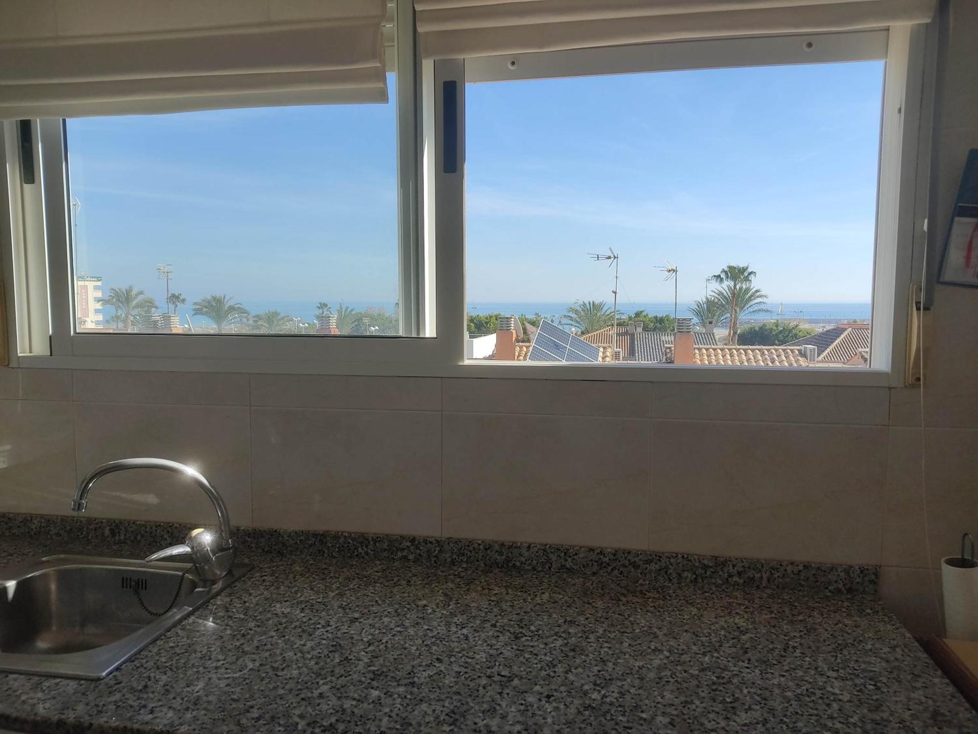 Practico Y Con Vistas Al Mar Apartamento Valencia