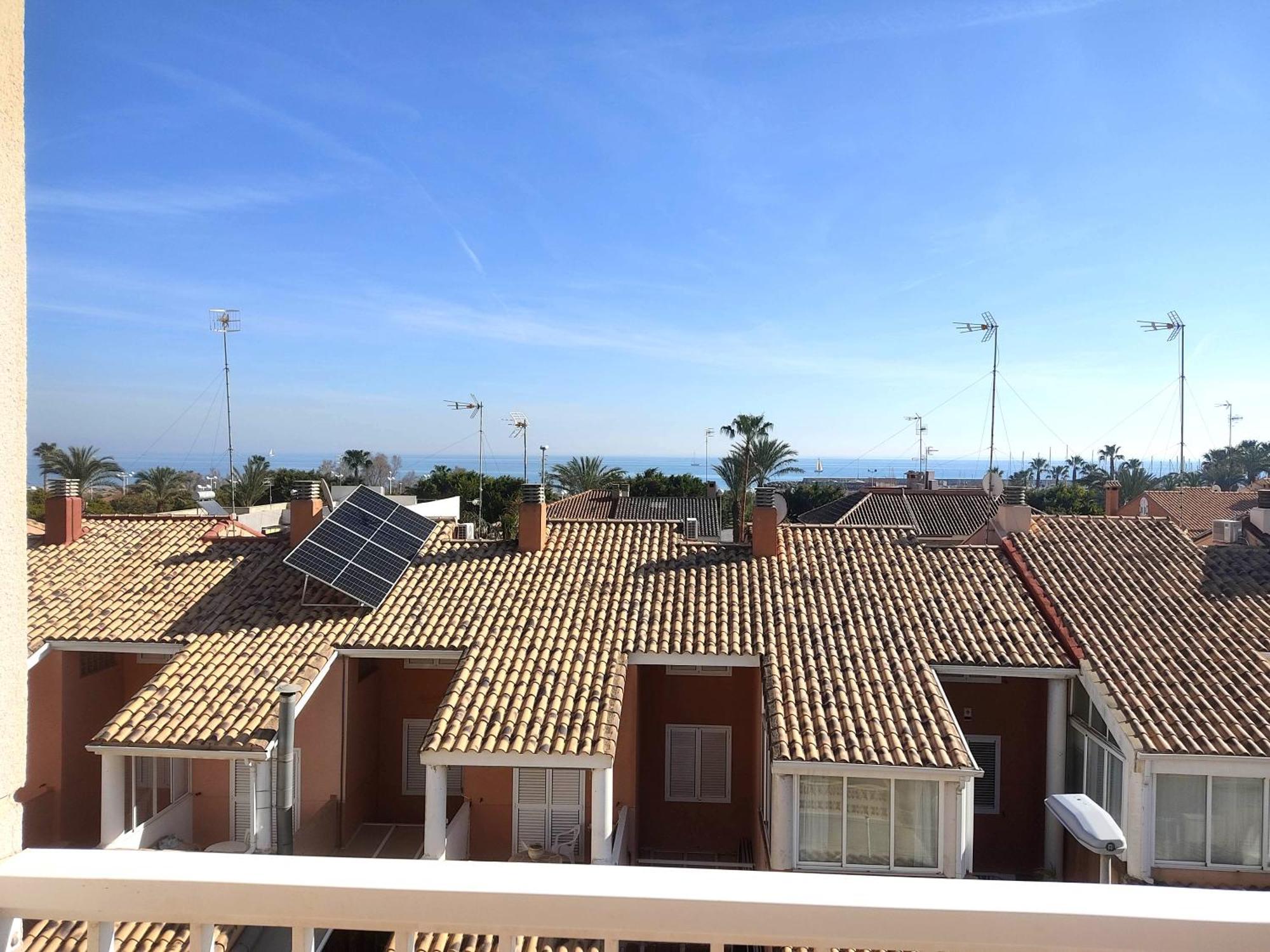 Apartamento Practico Y Con Vistas Al Mar Valencia