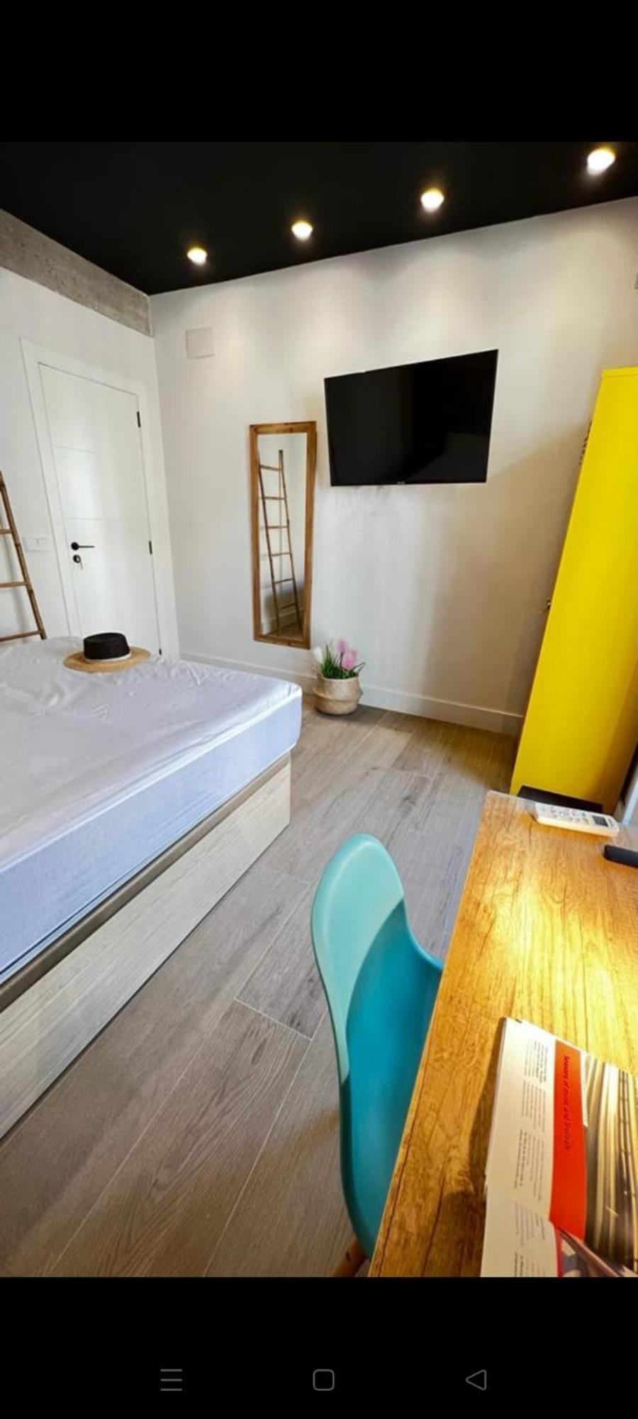 Homestay Late Checkout 14 H Free Netflix Tv