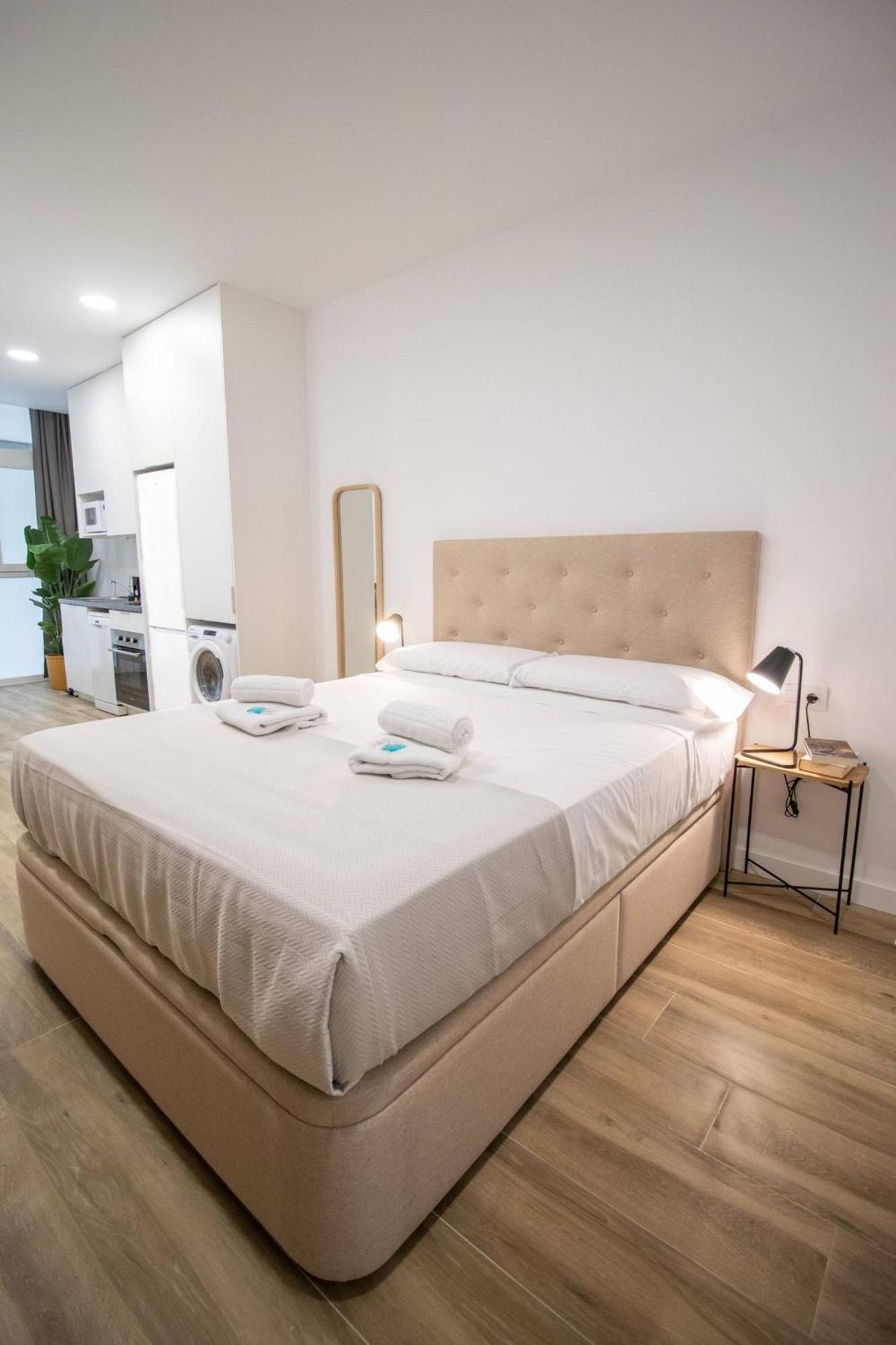 Cid Flats By Concept Apartment