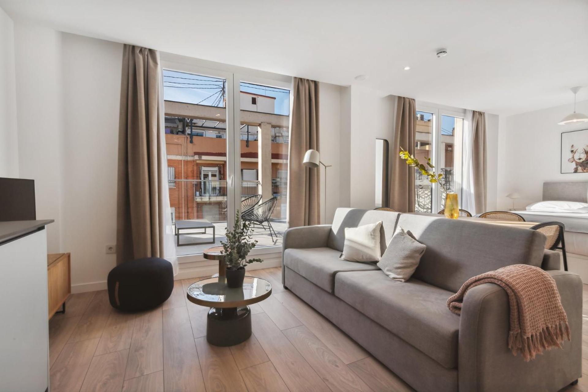 Limehome Carrer Del Pare Palau I Quer