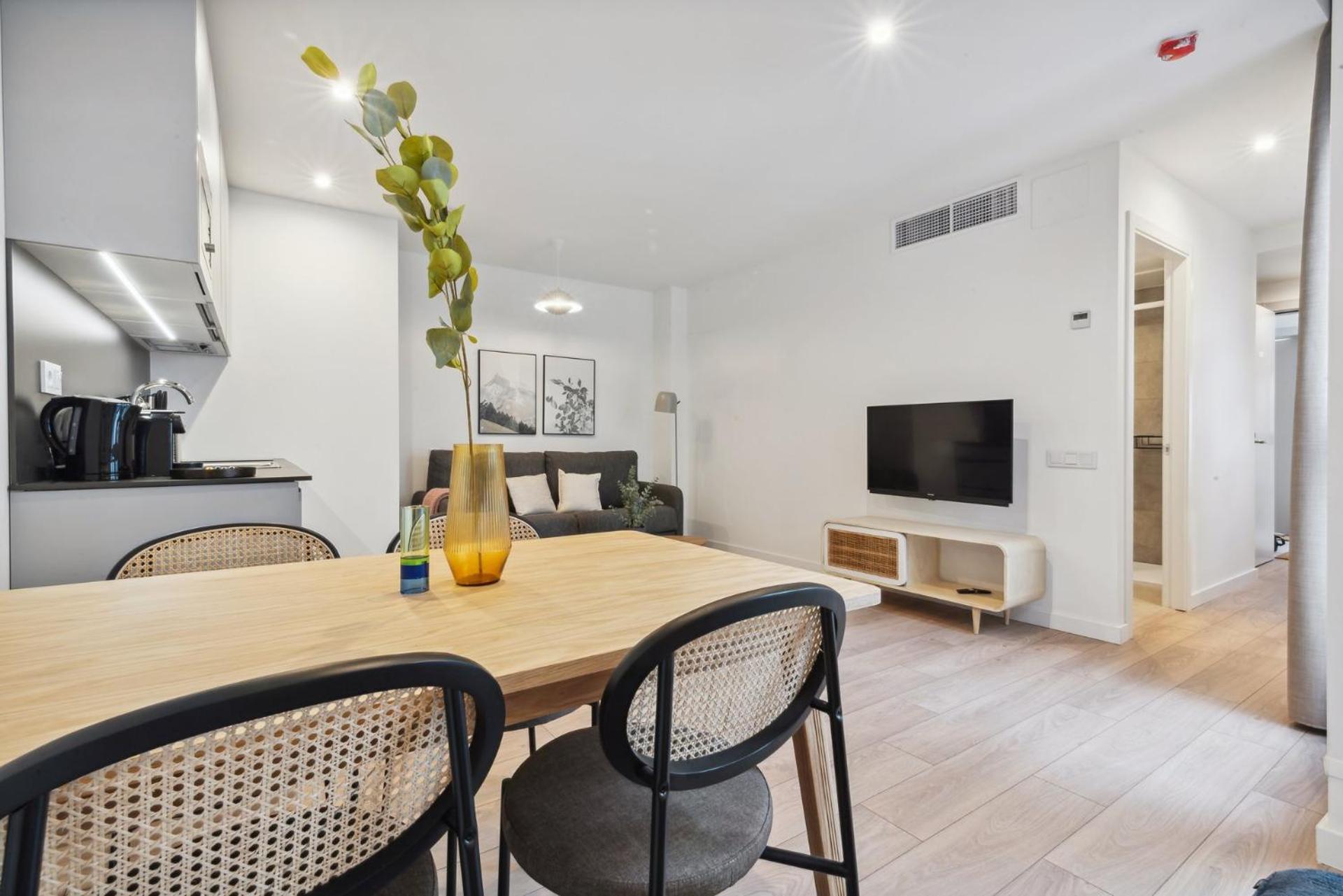 Limehome Carrer Del Pare Palau I Quer Apartamento