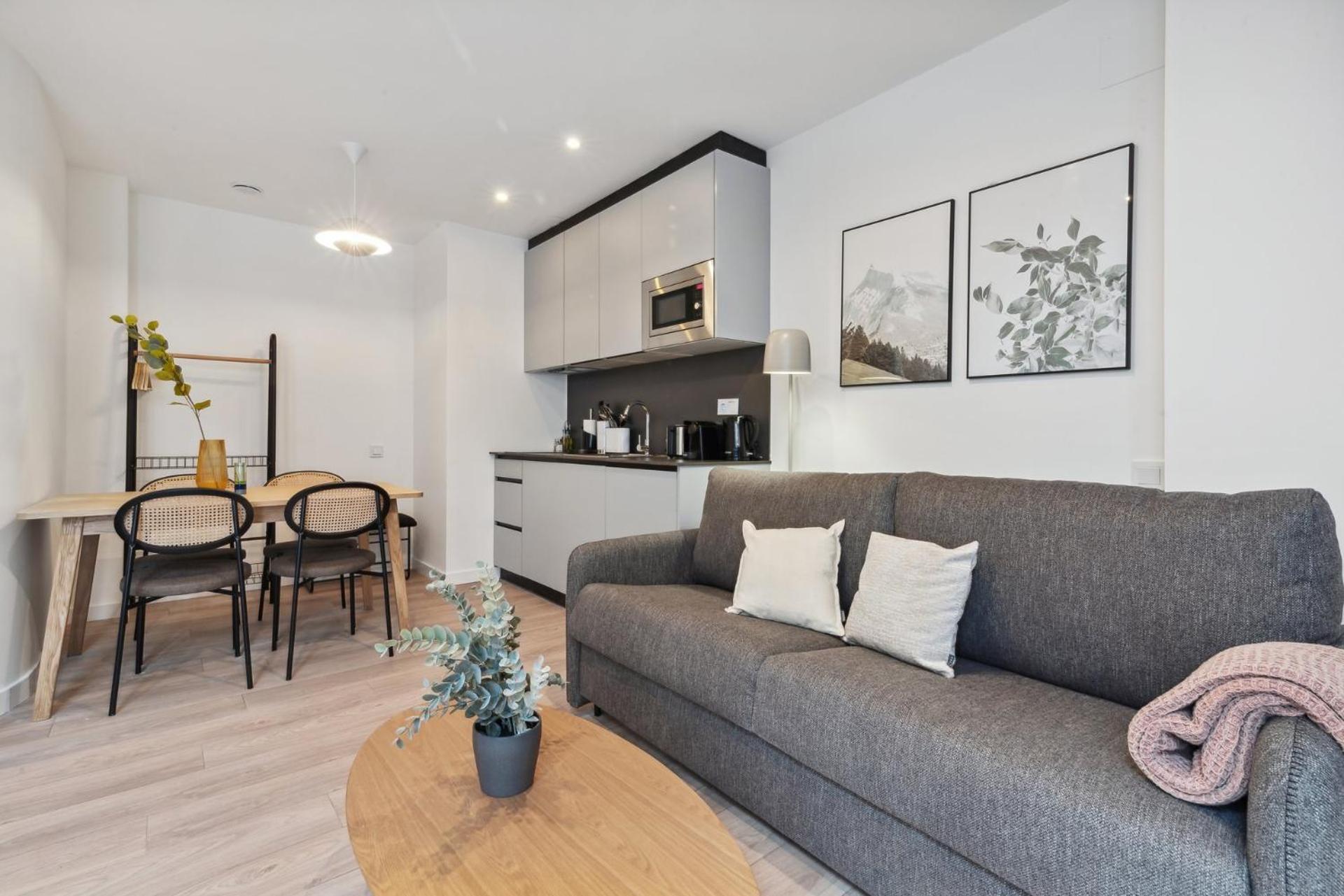 Limehome Carrer Del Pare Palau I Quer *
