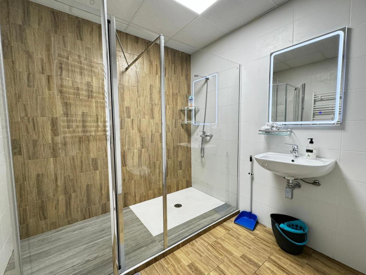 S5 Abc Cerca Del Metro Apartamento Valencia
