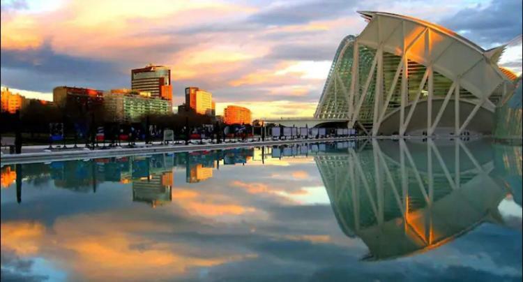 Apartamento Fantastic Near & Science