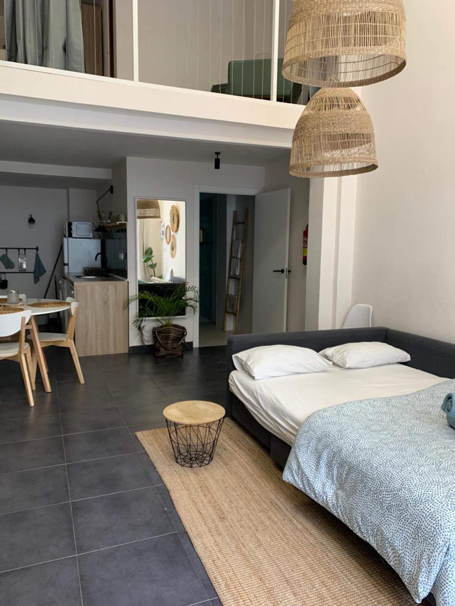Alex- Duplex Apartment- Apartamento *
