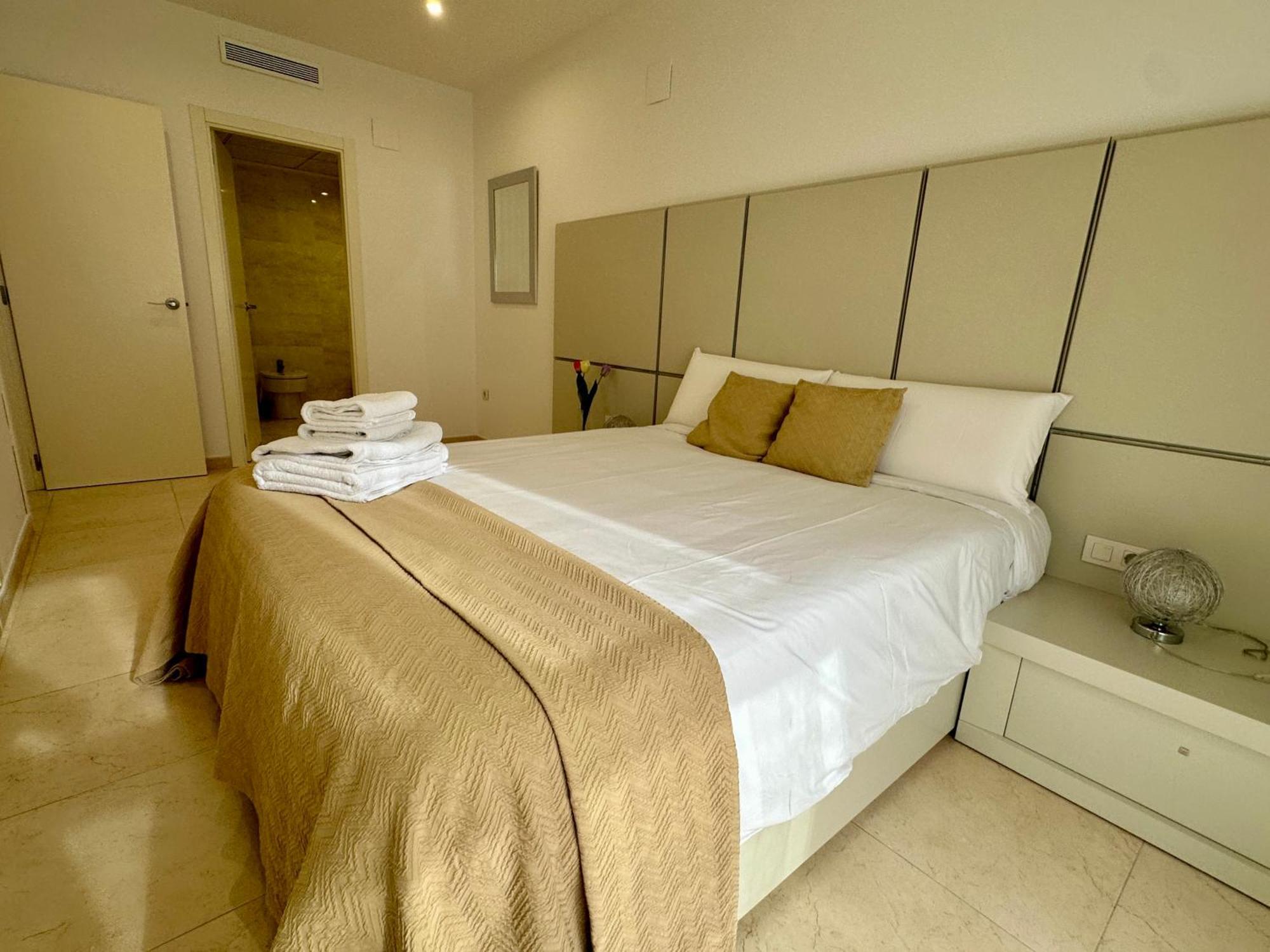 Reinapart Patacona 40 Valencia