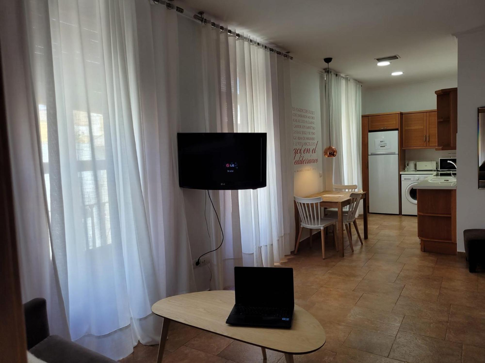 Living - Merced * Valencia