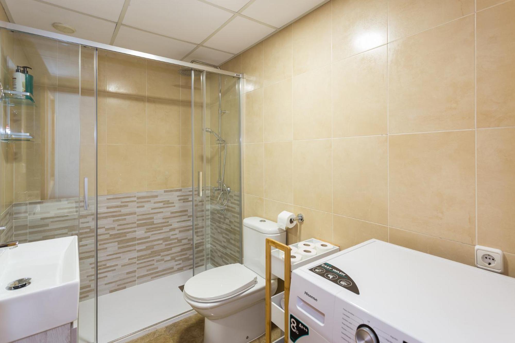 Piso Familiar Cerca Del Centro, Ac Y Wifi Gratis Apartment *