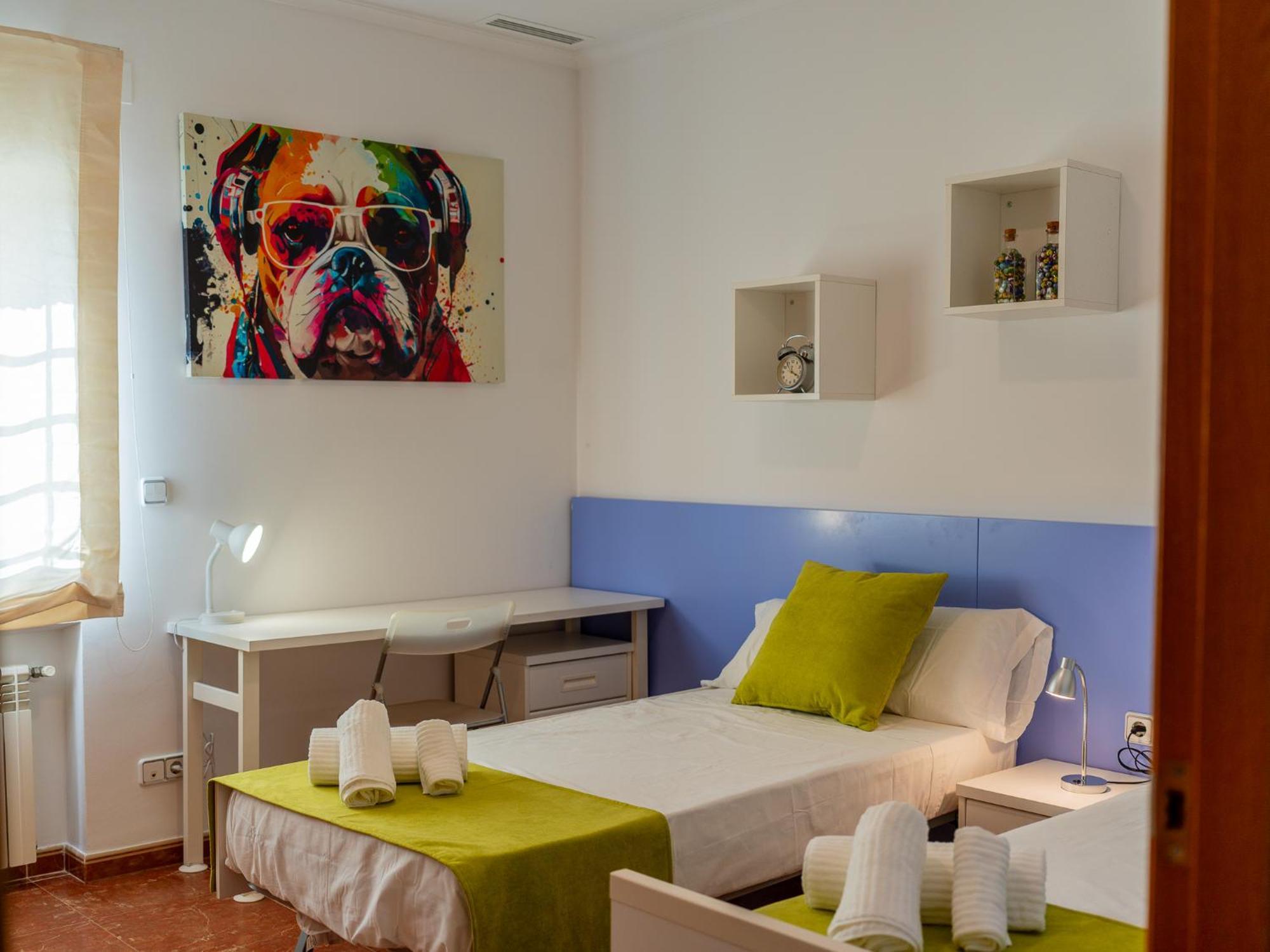Con Piscina, Jardin Y Aire Acondicionado En La Eliana-l'eliana * Valencia