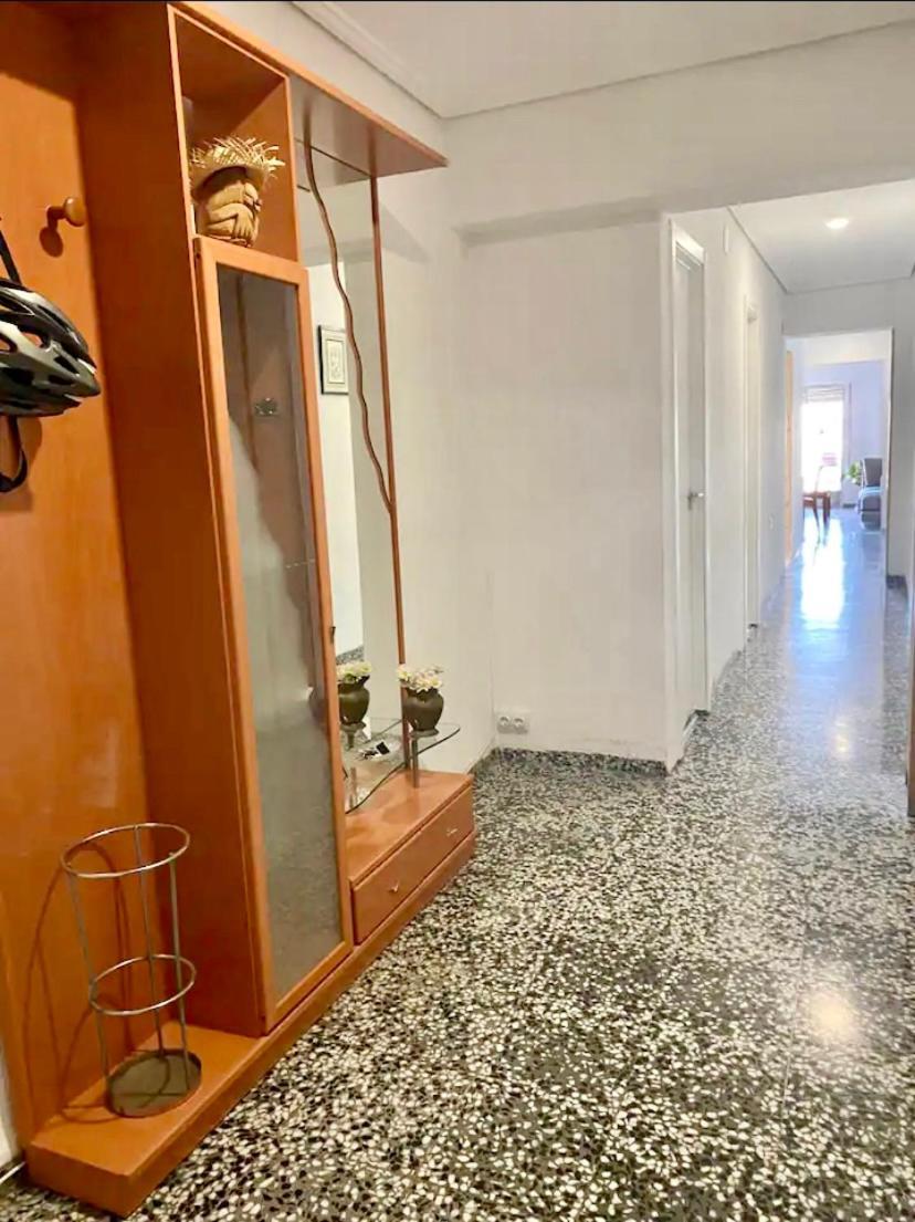 Private In Shared Workstay *