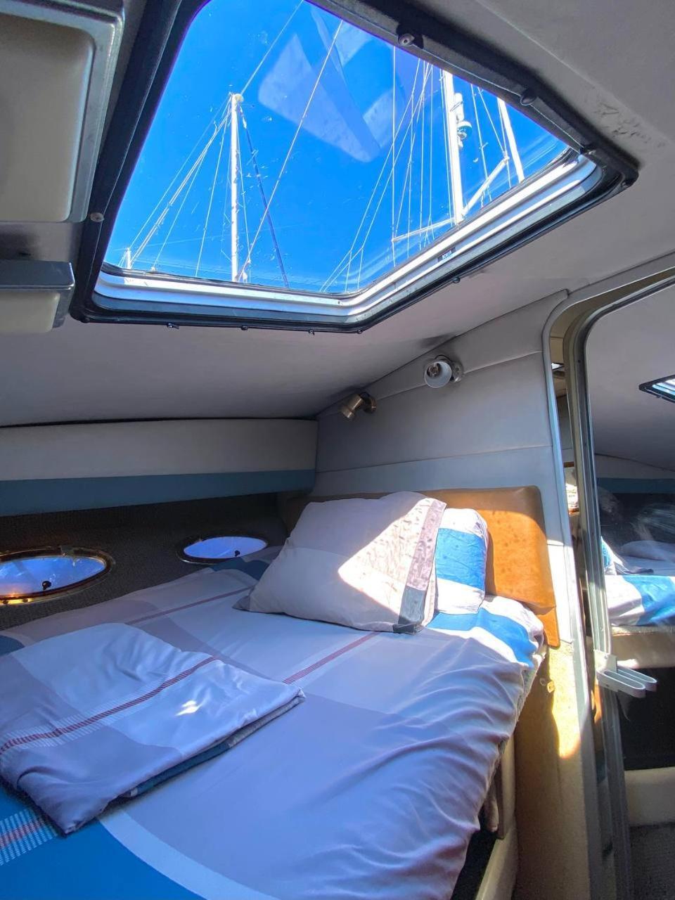 Hotel en barco Beamar 2