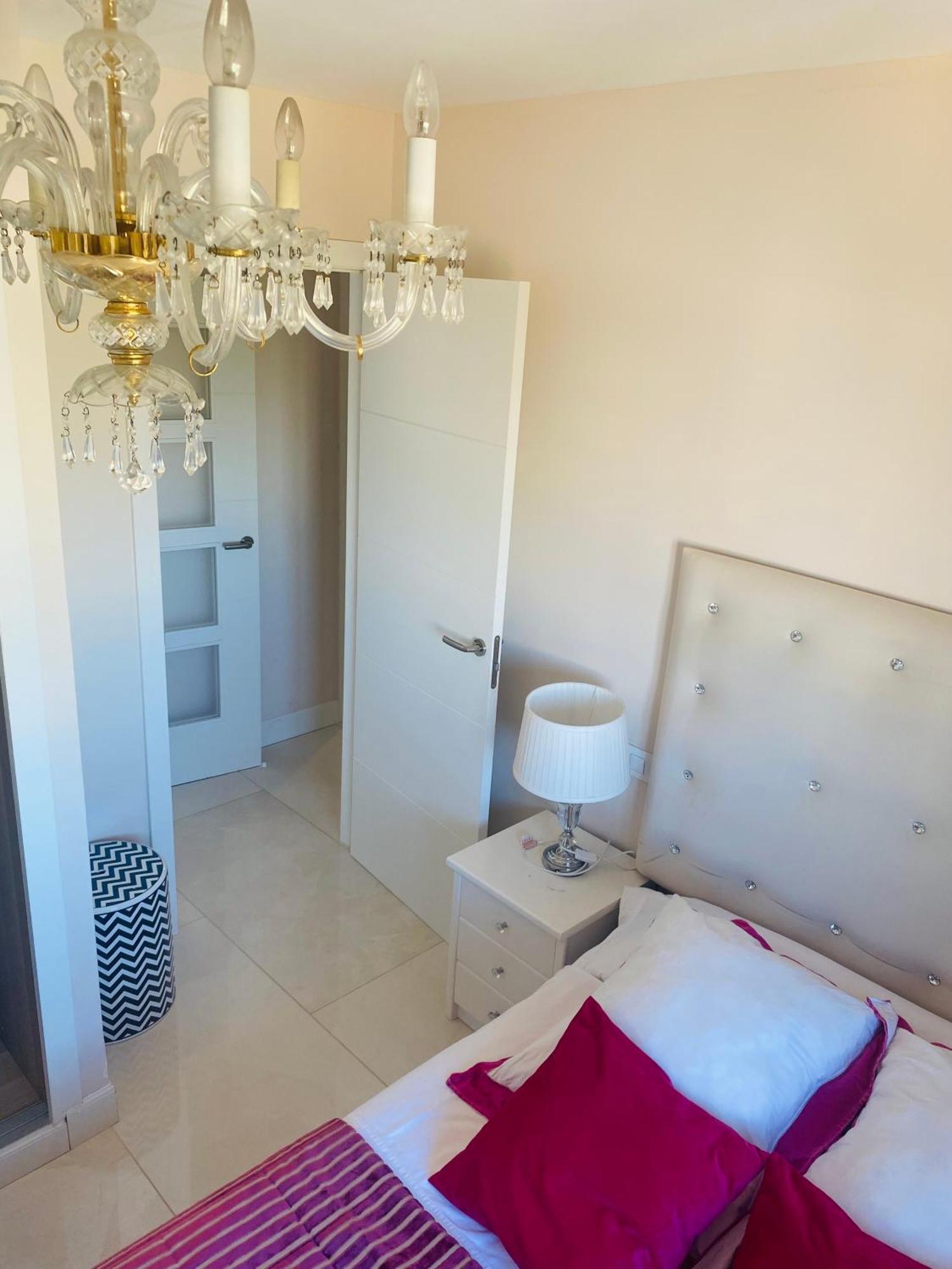 Apartamento The White Apartment: Luxury, And Design *