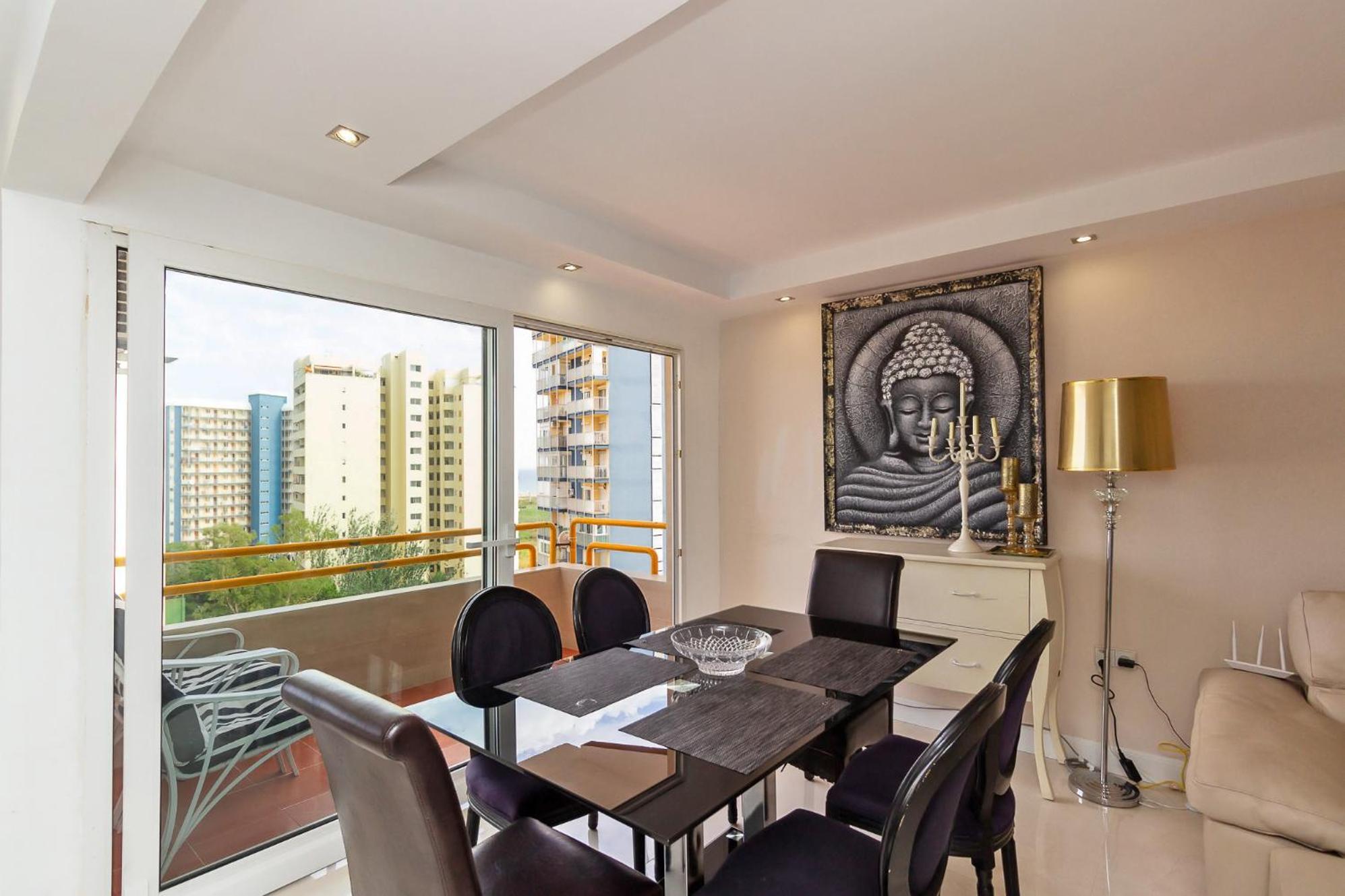 The White Apartment: Luxury, And Design Apartamento Valencia