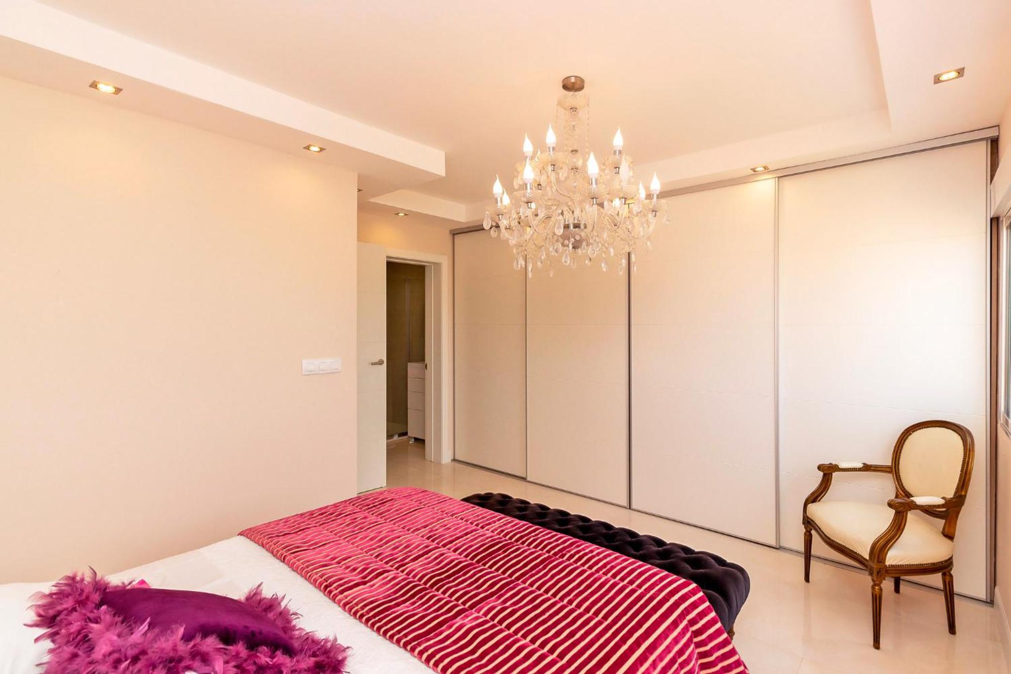 Apartamento The White Apartment: Luxury, And Design