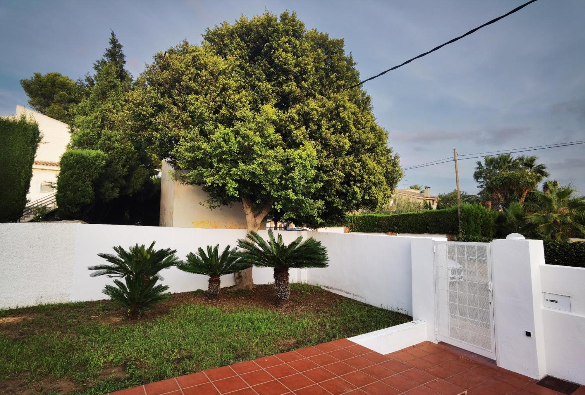 Con Piscina, Jardin Y Aire Acondicionado En La Eliana-l'eliana