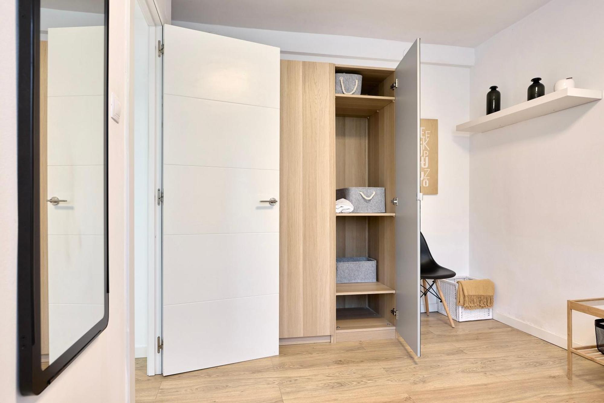 Spacious, Sunny Flat By Of Arts & Sciences * Valencia