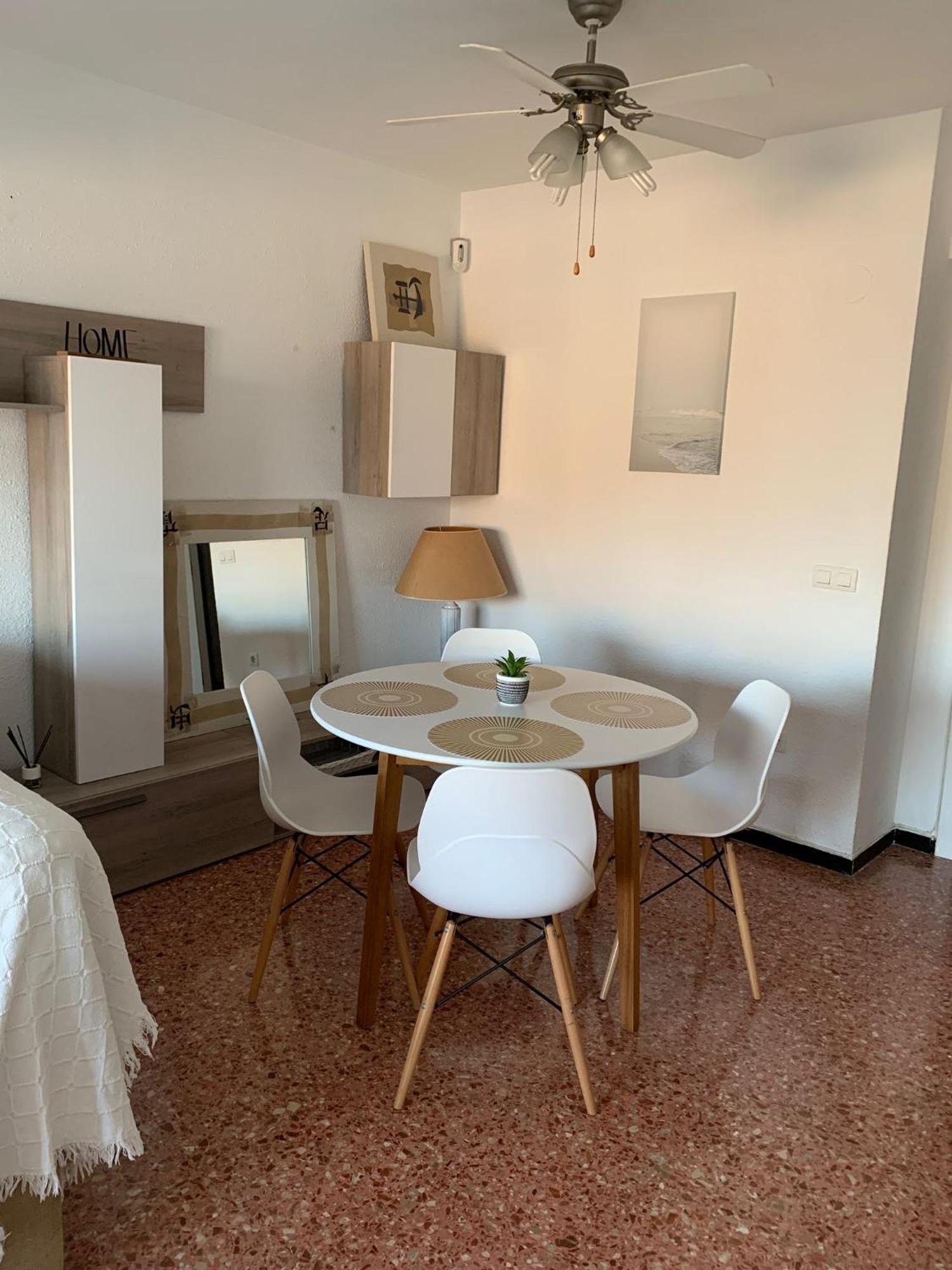 La Pobla De Farnals Apartment *