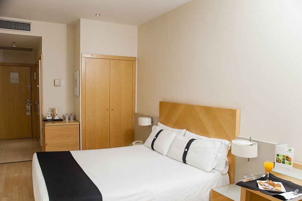 Hotel Alameda Plaza 4*