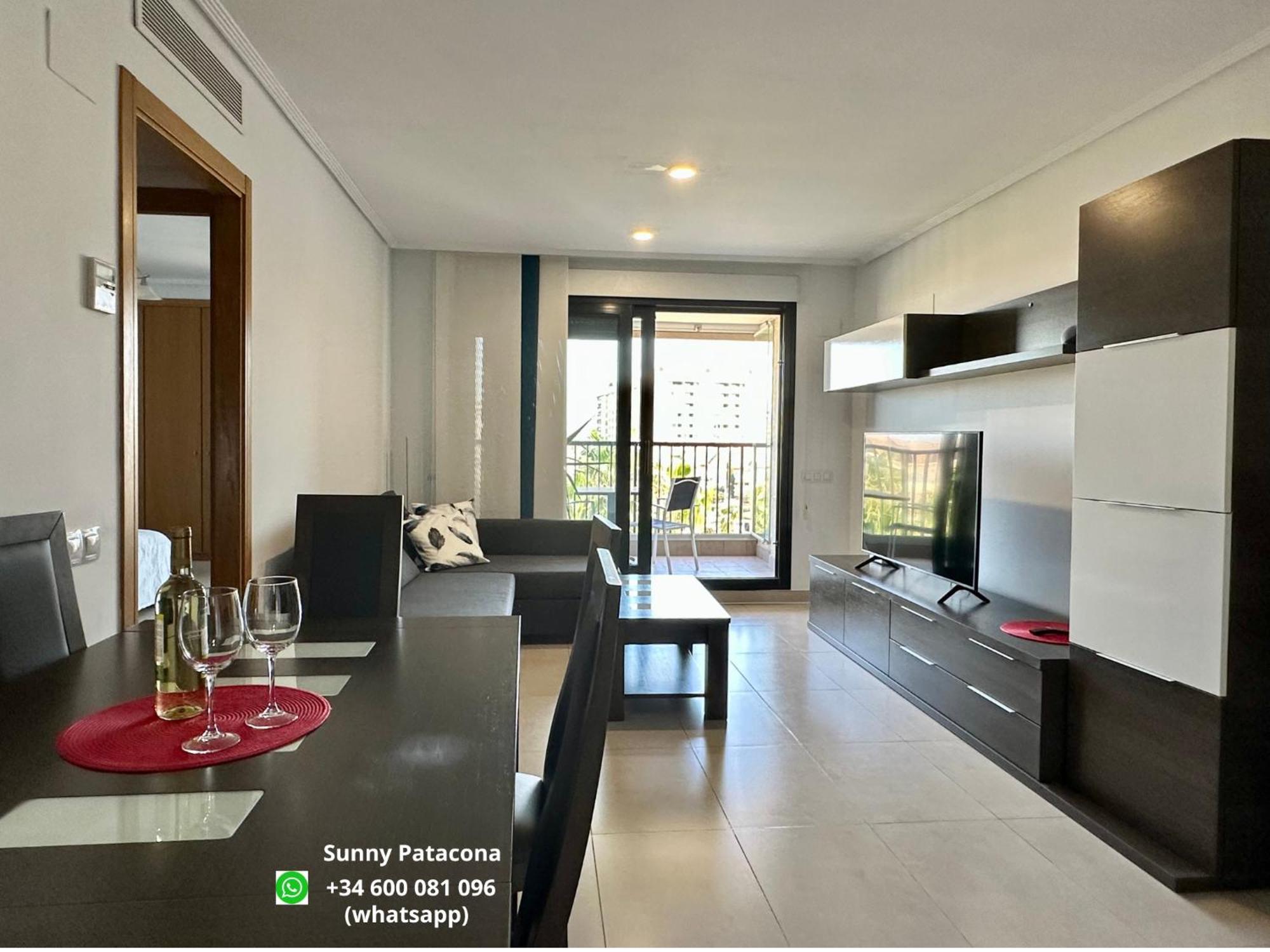 Sunny Patacona Seaview Apartment