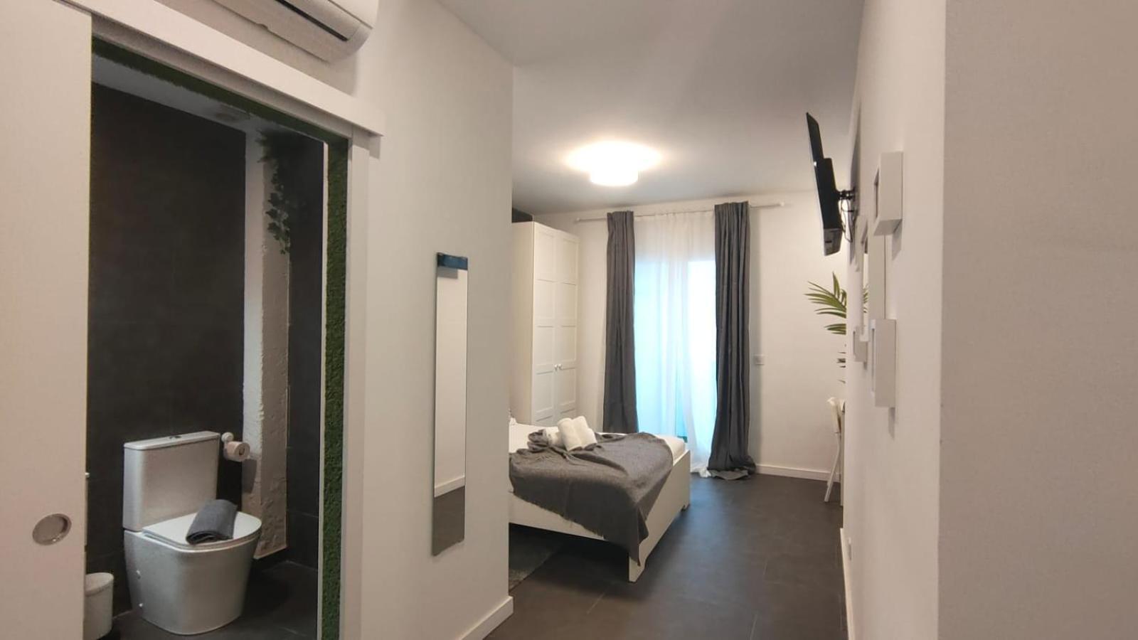 Small And Cozy - G10 * Valencia