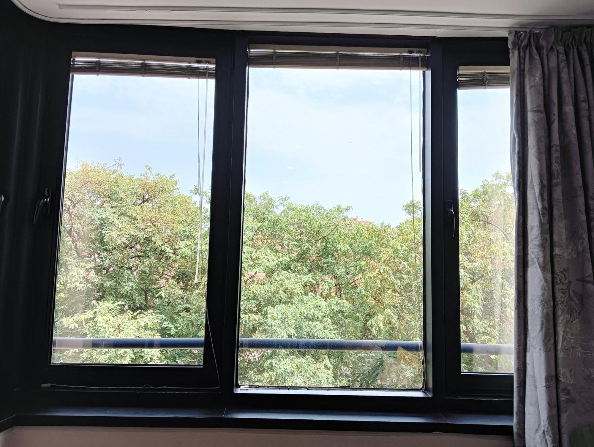 Apartamento En La Ciudad De Artes Y Ciencias *