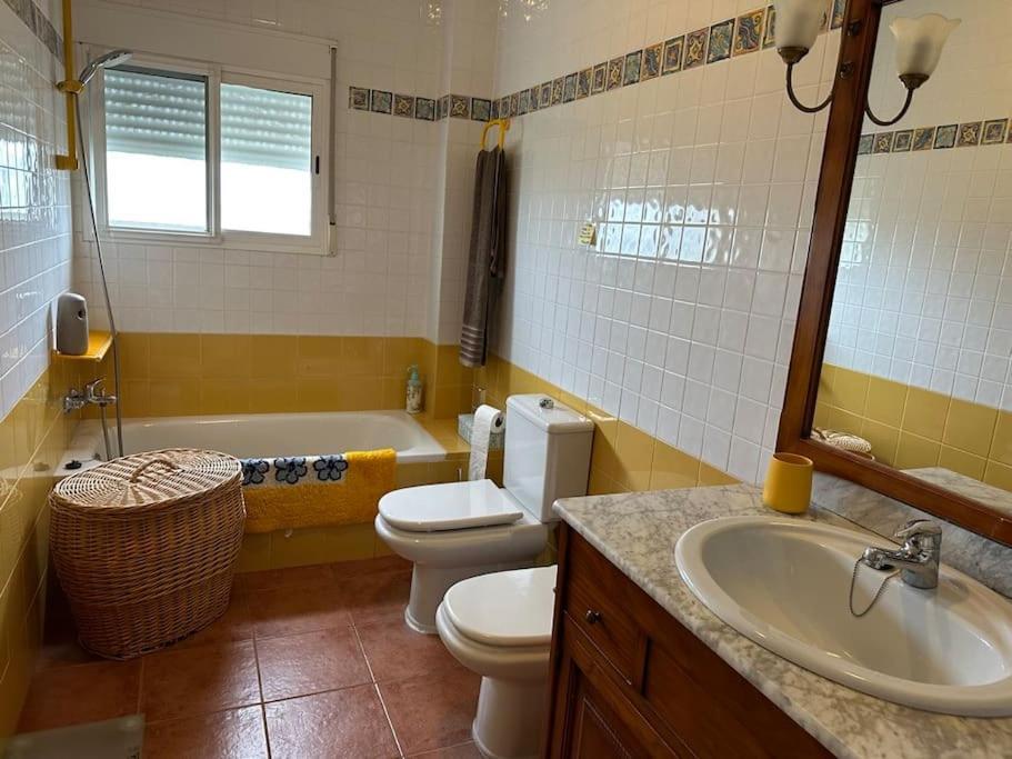 Beautiful With Huge Private Pool And Vineyard View Valencia