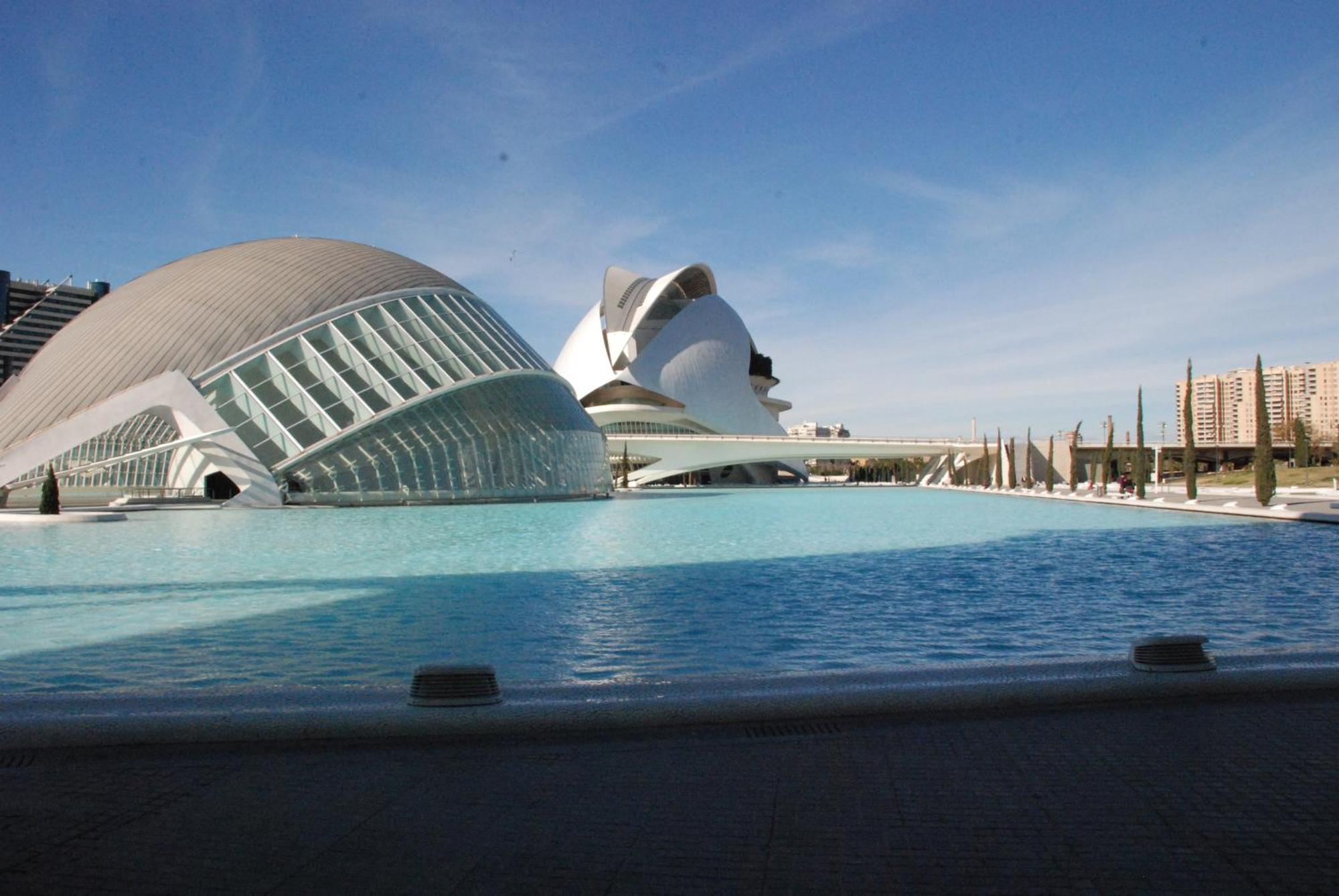 10 Pax, Ac, Wifi Gratis, Ciudad Artes Y Ciencias *