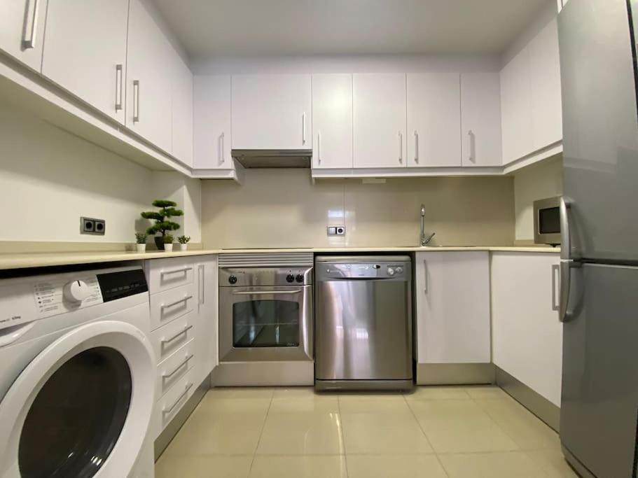 Executive Style Near Downtwon * Valencia