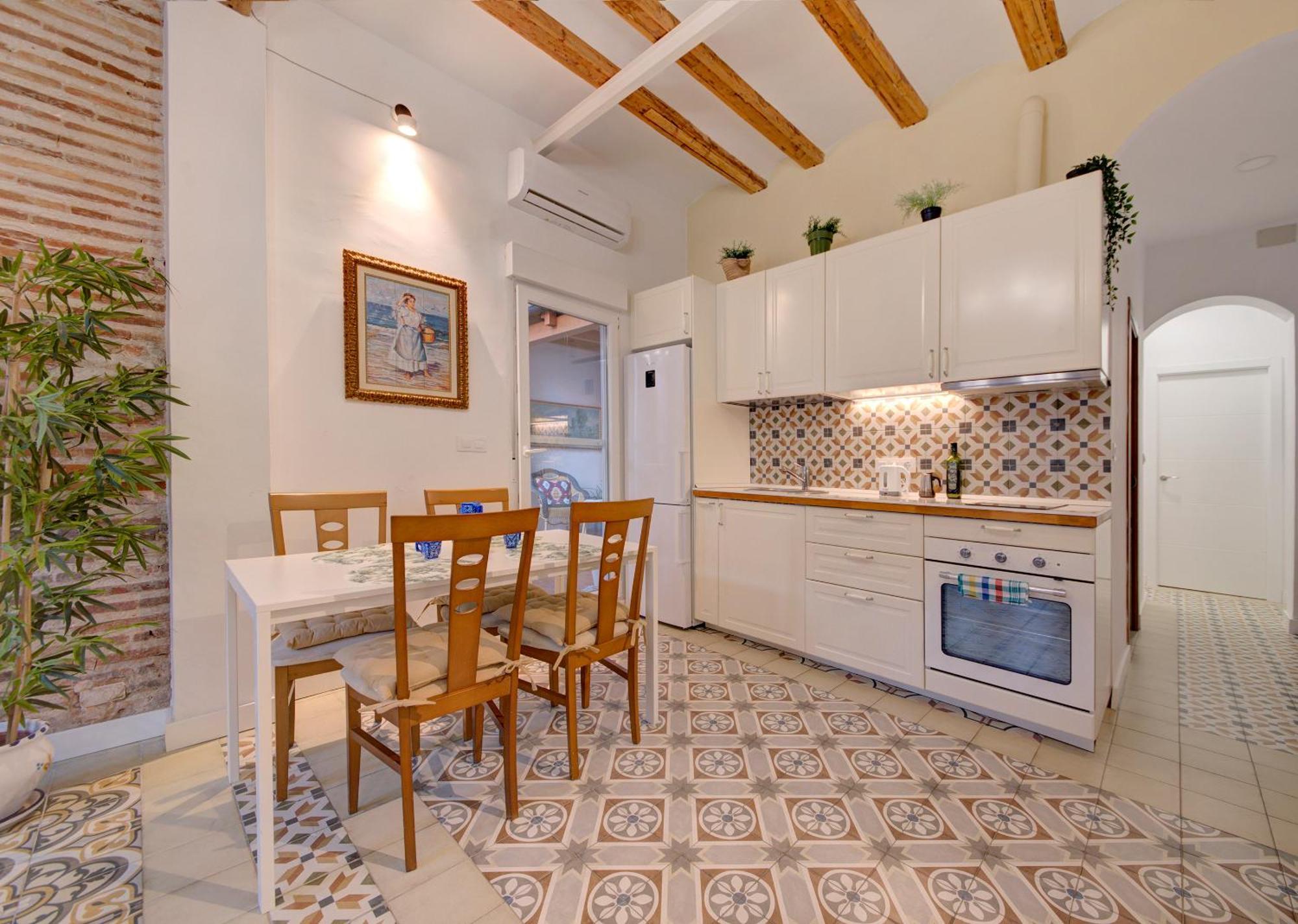 Apartamento With Pool By The Beach