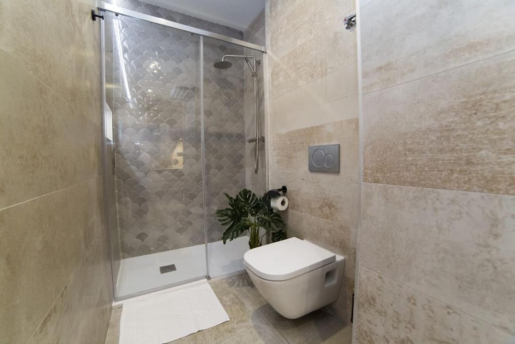 Magnifica Vivienda A Estrenar Junto A Plaza Espana Apartamento *
