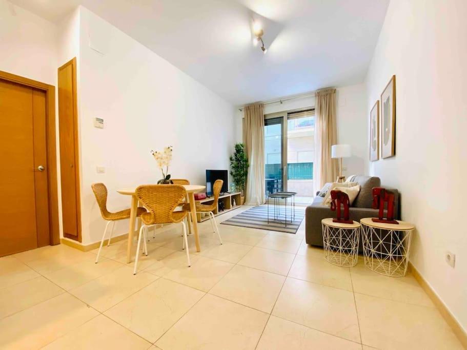 Stylish With Terrace On The Beachfrom Apartment