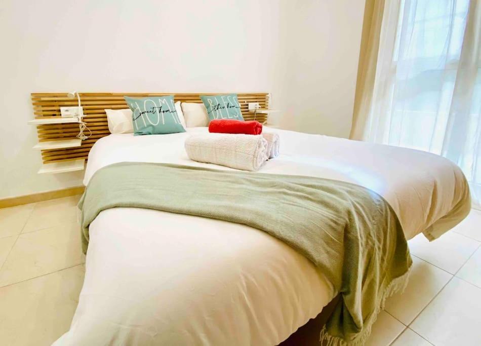Stylish With Terrace On The Beachfrom * Valencia