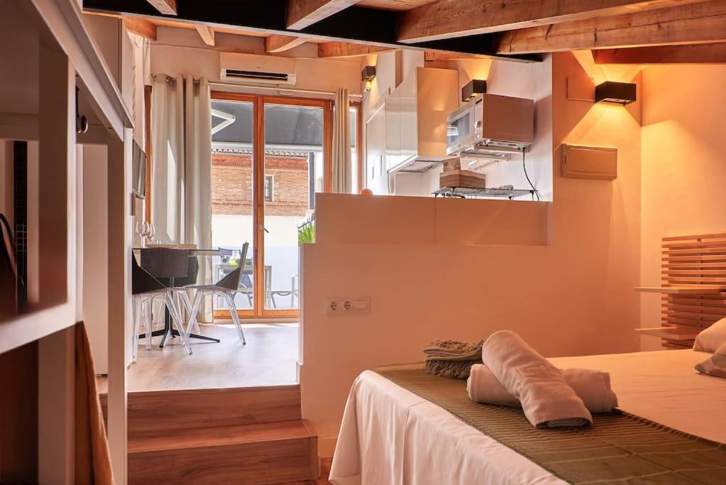 Atico Acogedor Con Amplia Terraza Plaza Del Carmen * Valencia