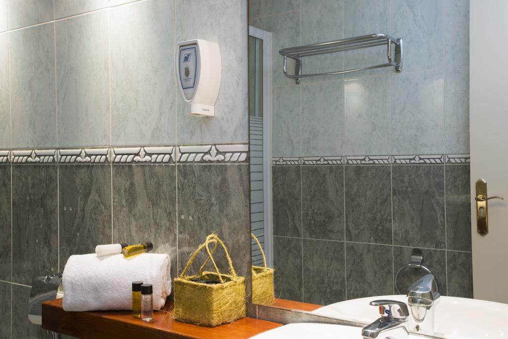 Hostal Singularstays Botanico 29 *
