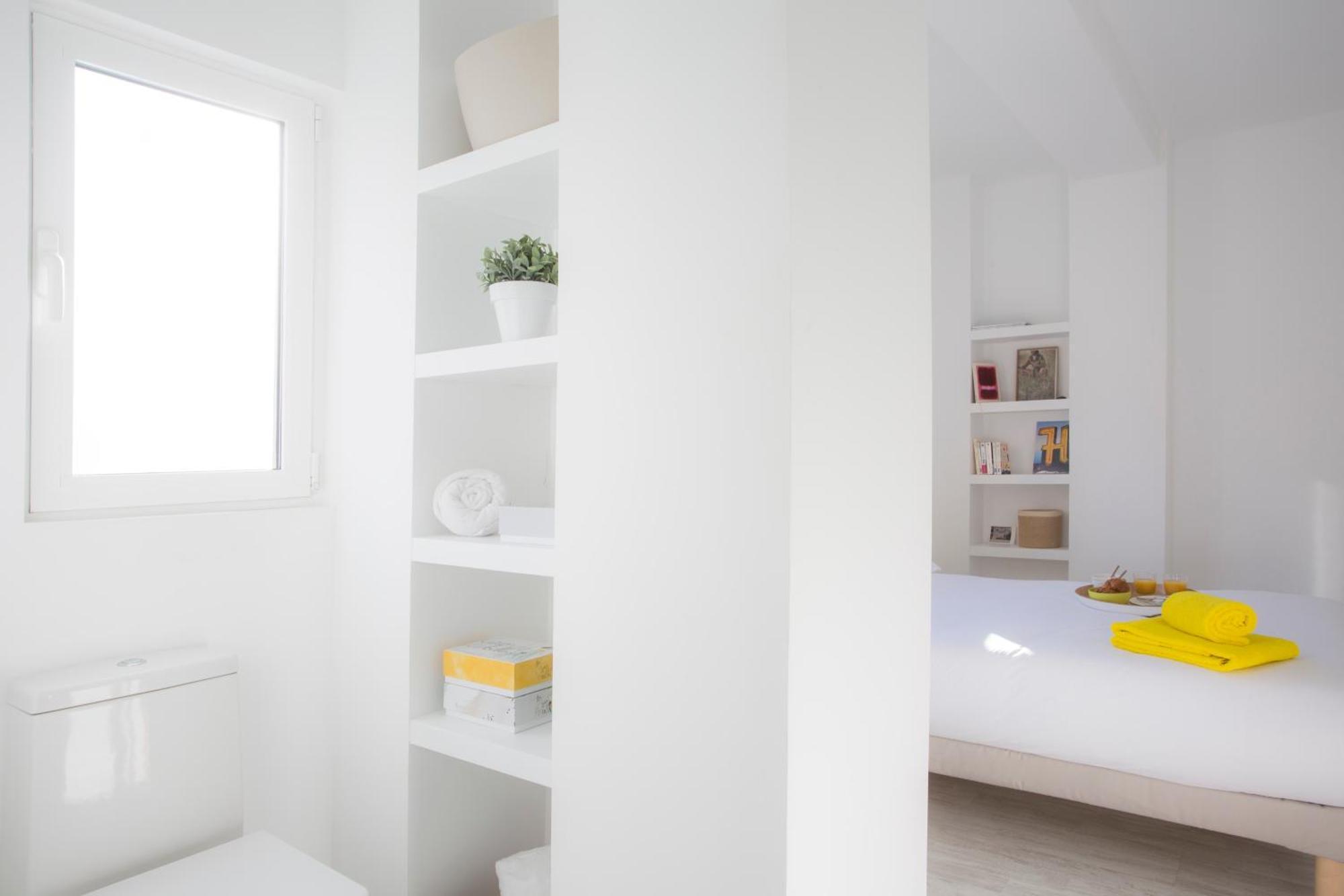 Apartment Singularstays Roger De Flor