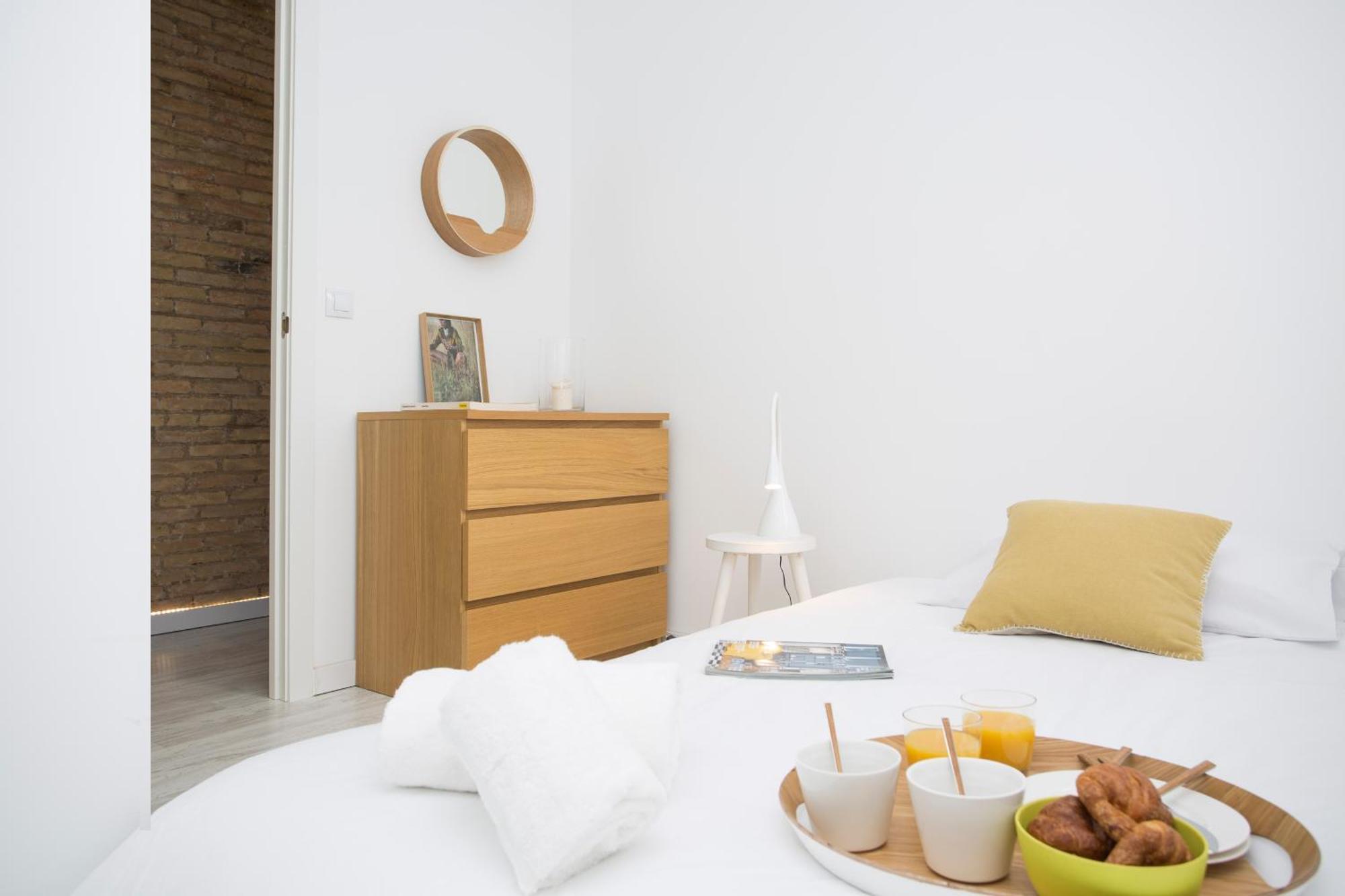 Singularstays Roger De Flor Apartment