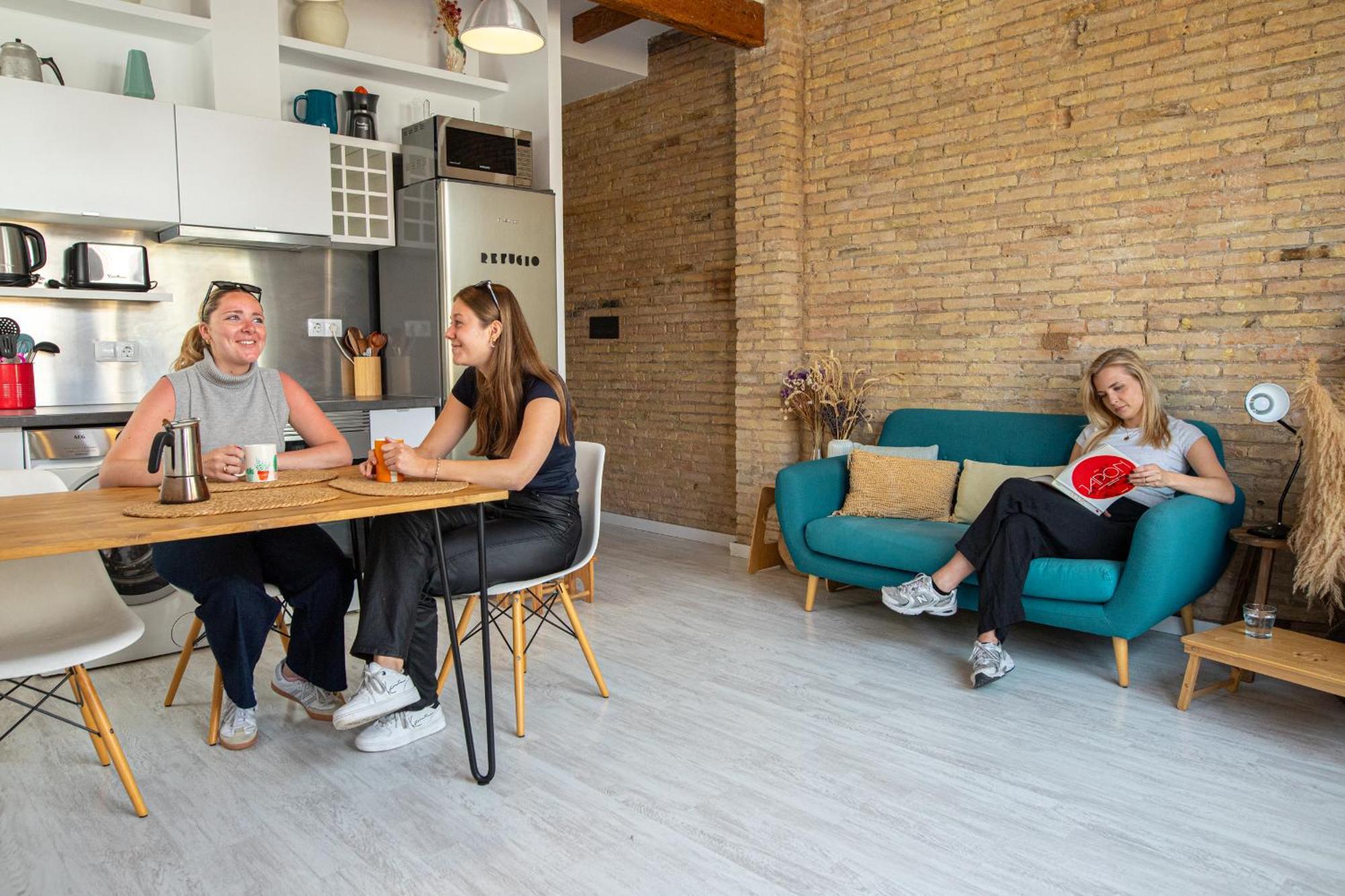 Apartment Singularstays Roger De Flor *