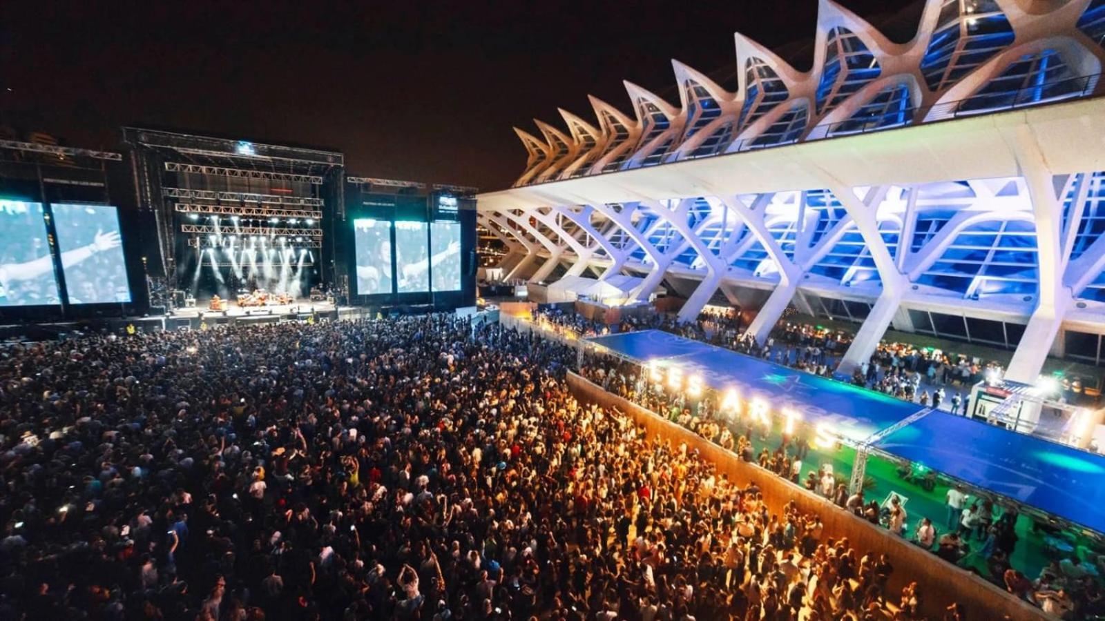 Turistico Lux Center
