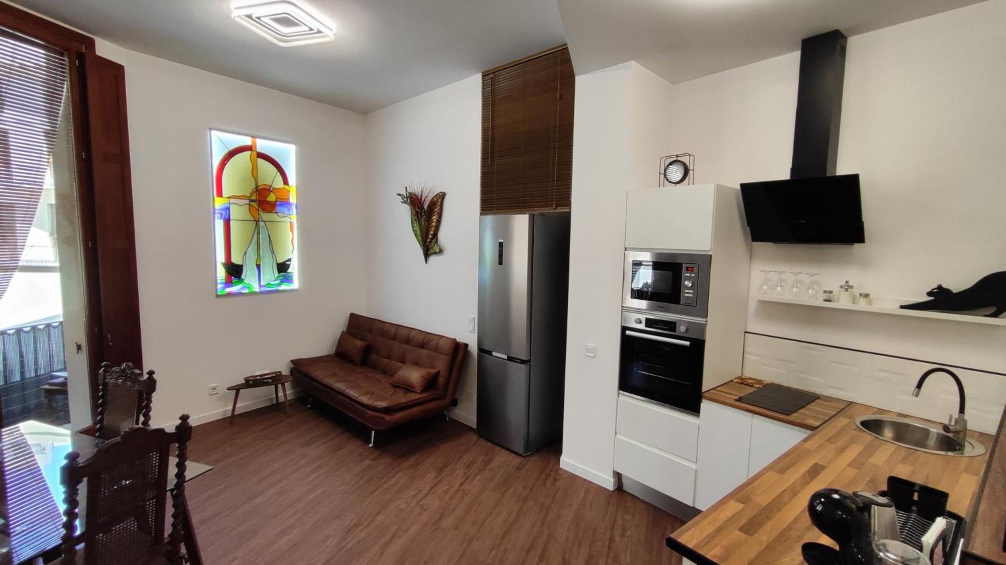 Reina Apartment *