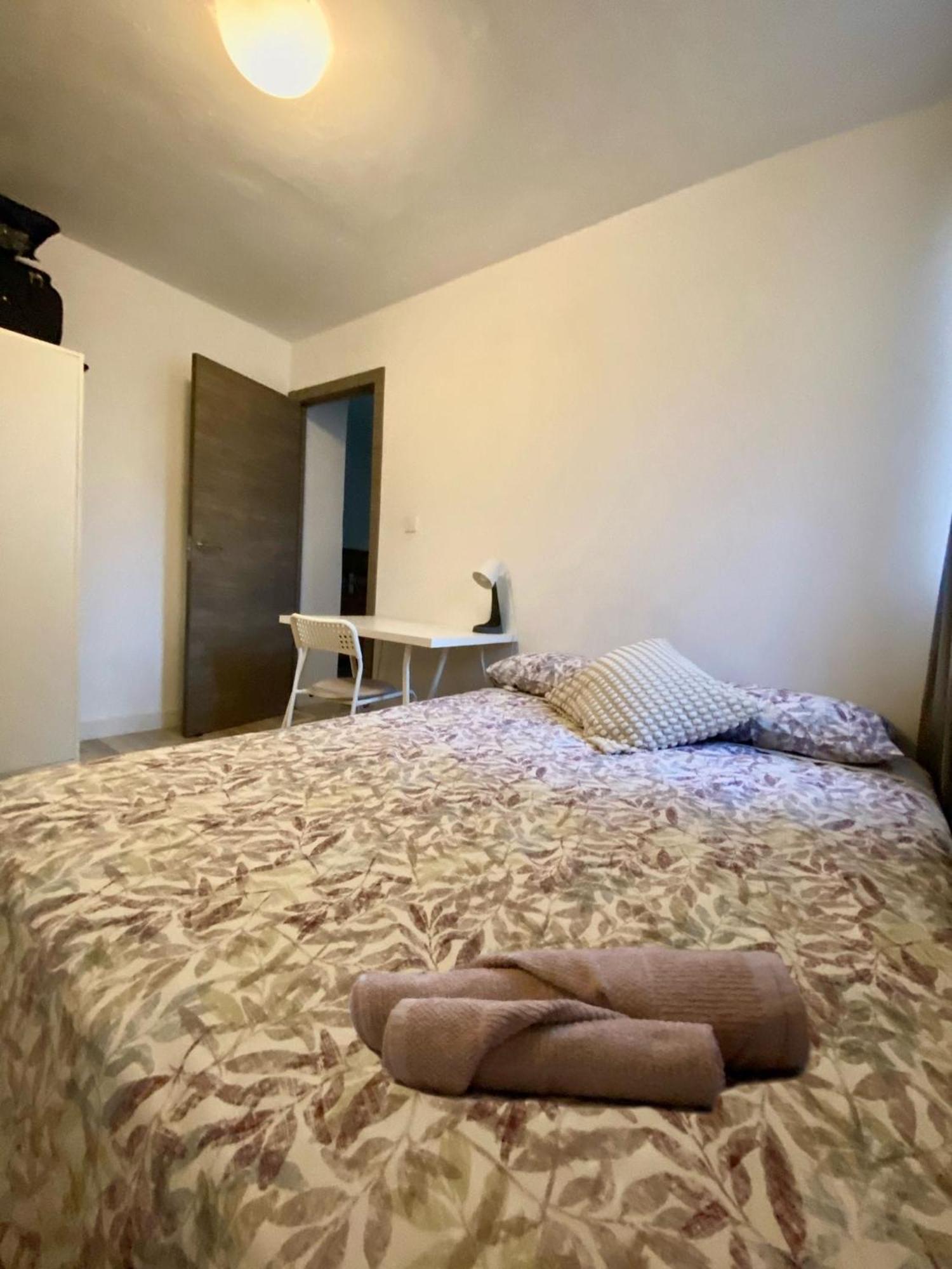 Cerca De La Playa Habitación en casa particular Valencia