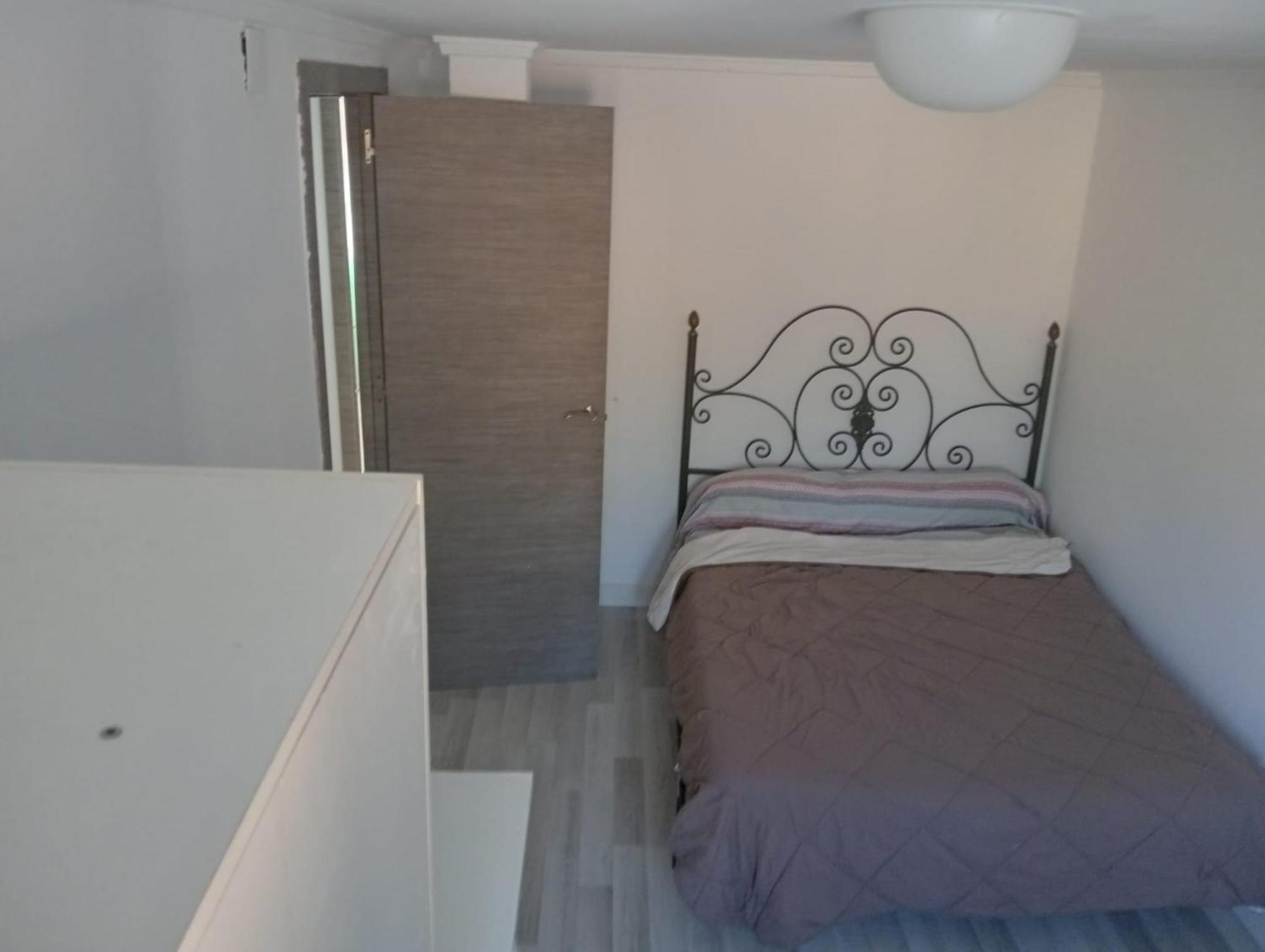 Habitación en casa particular Cerca De La Playa Valencia