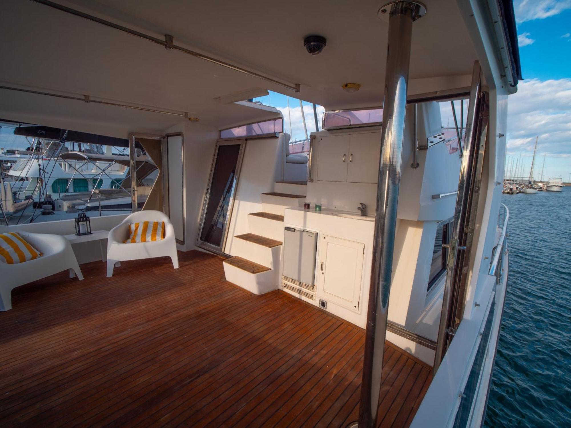 Hotel en barco Master&commander *