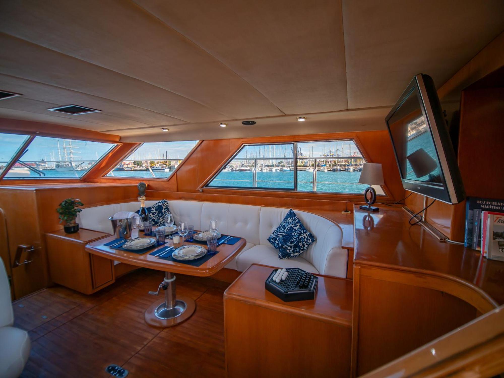 Hotel en barco Master&commander